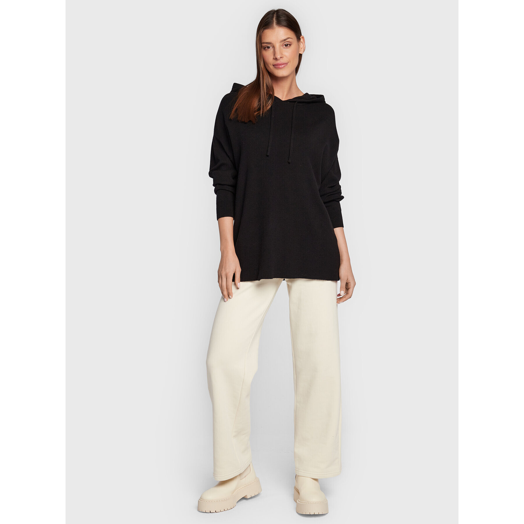 Outhorn Пуловер TSWEF002 Черен Relaxed Fit - Pepit.bg
