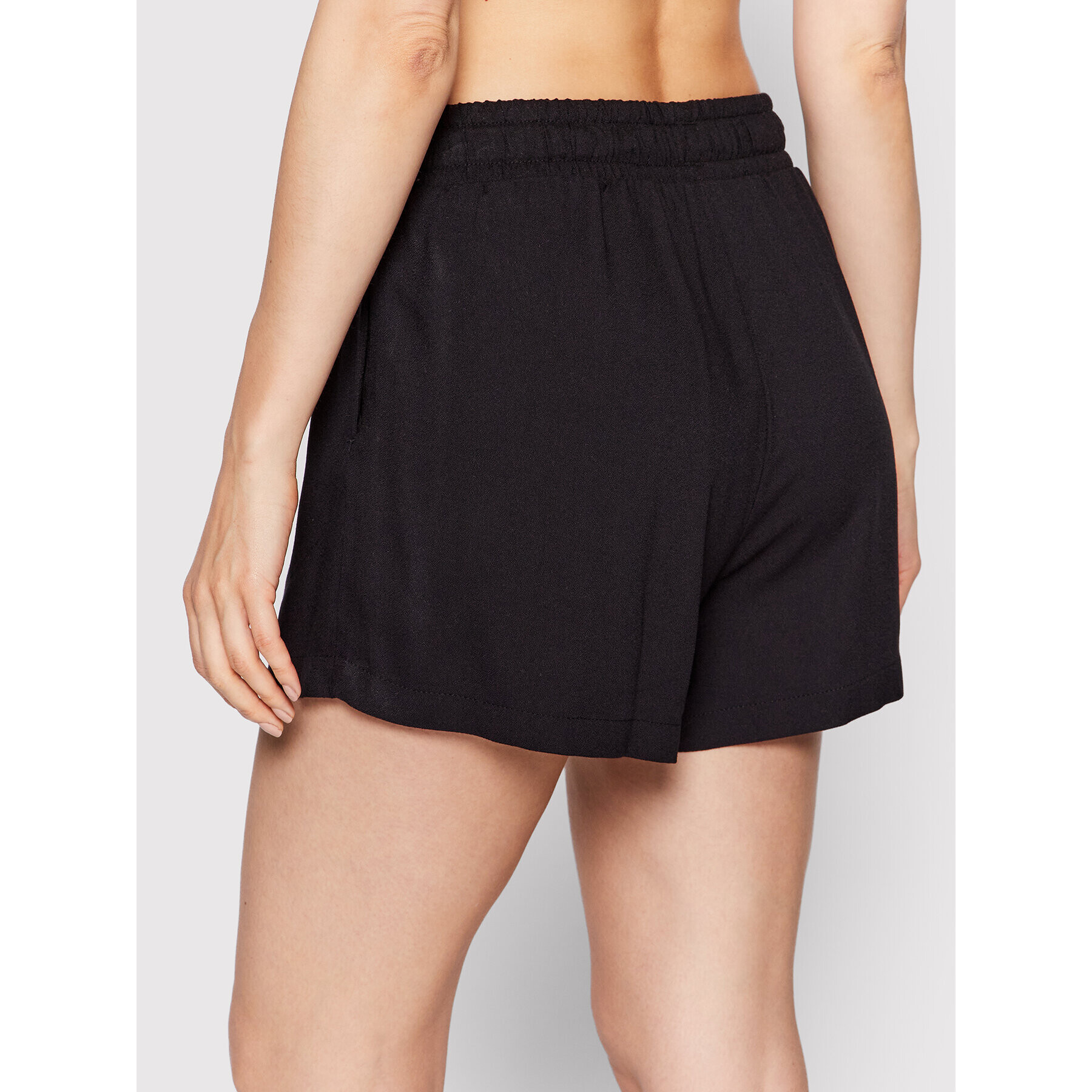 Outhorn Шорти от плат SKDC602 Черен Relaxed Fit - Pepit.bg