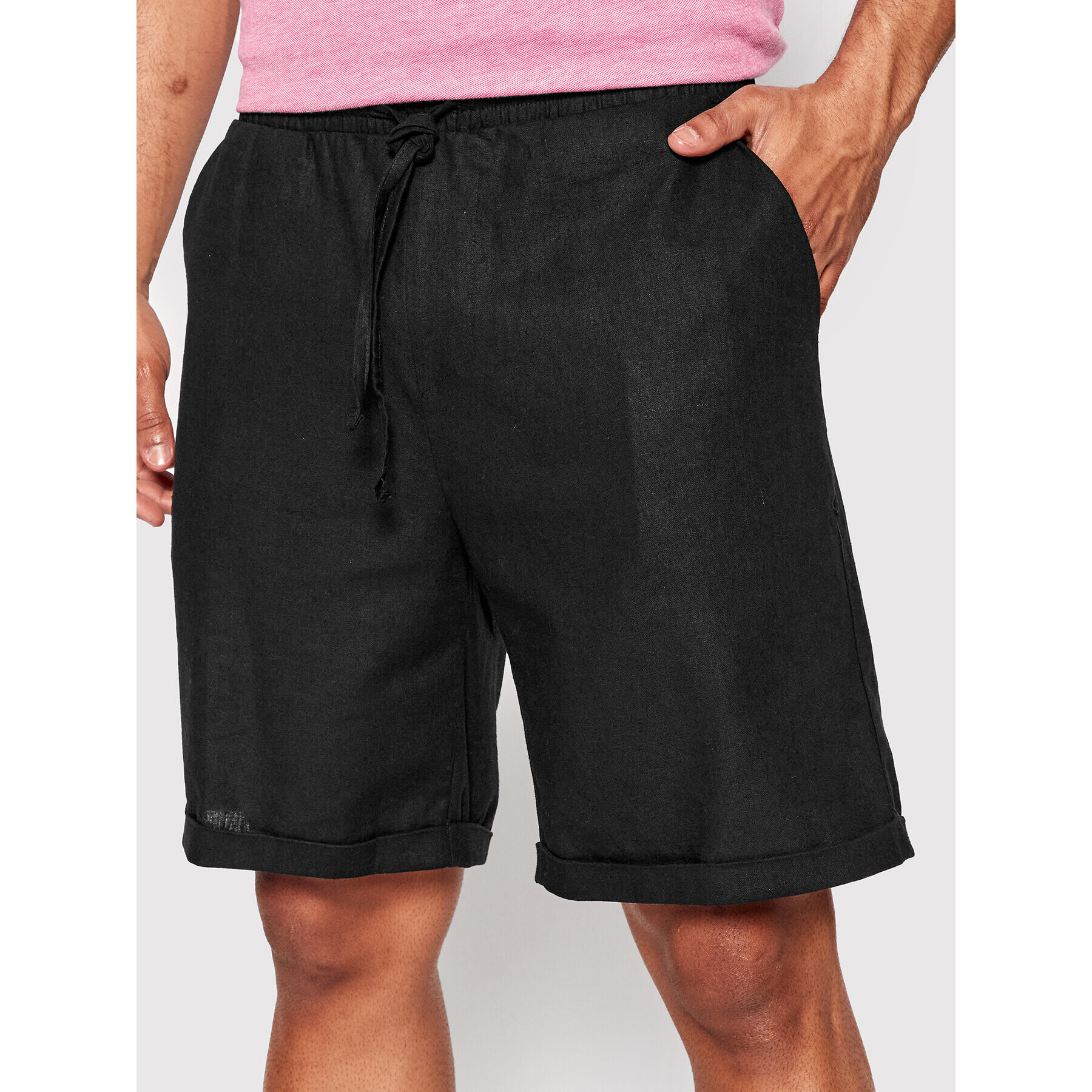 Outhorn Шорти от плат SKMC603 Черен Regular Fit - Pepit.bg