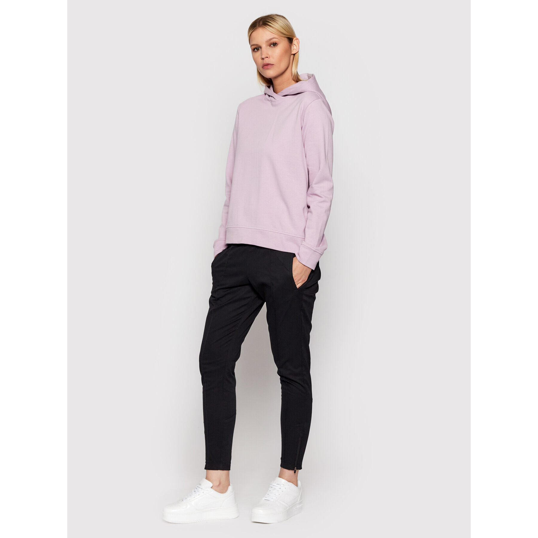 Outhorn Текстилни панталони SPDC600 Черен Regular Fit - Pepit.bg