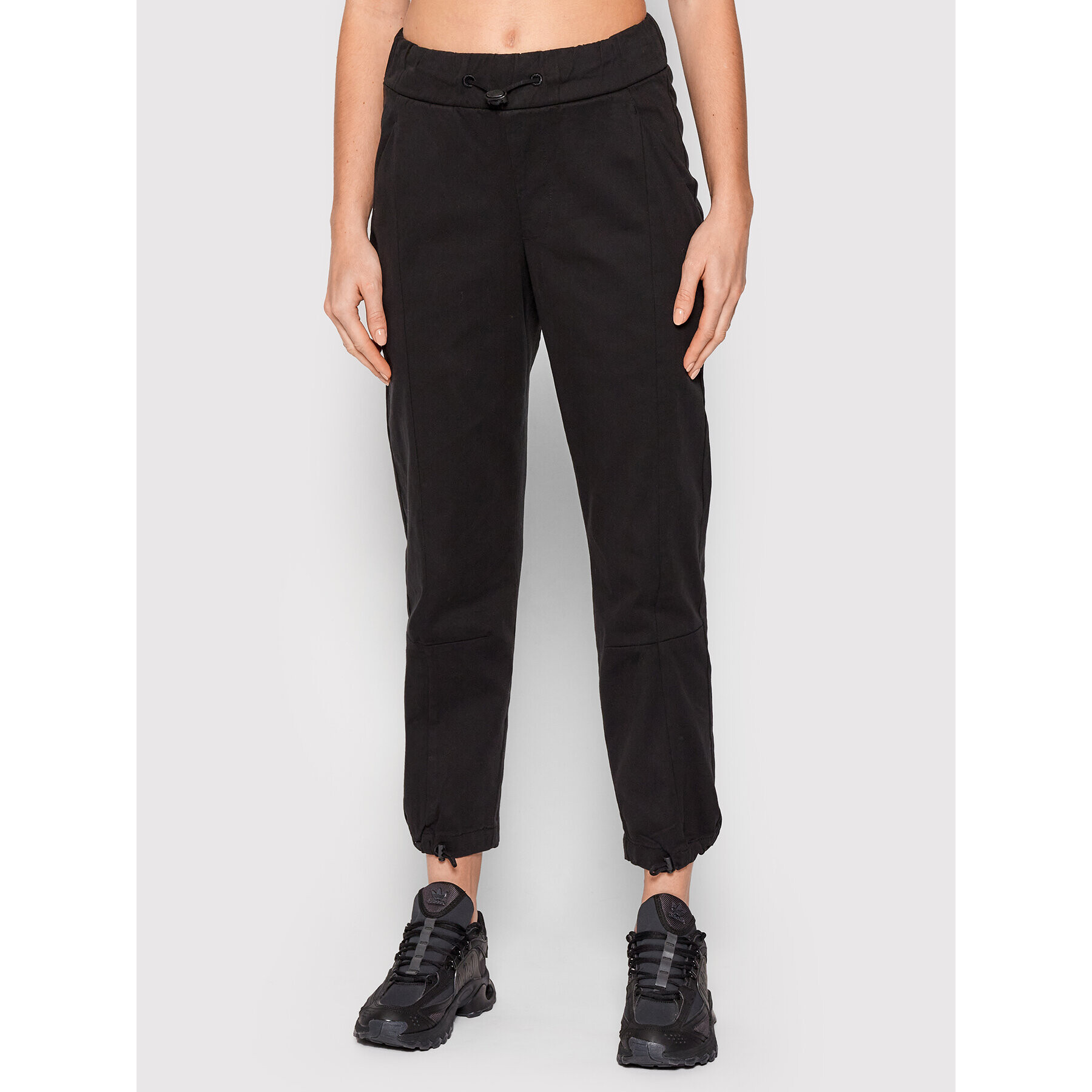 Outhorn Текстилни панталони SPDC601 Черен Regular Fit - Pepit.bg