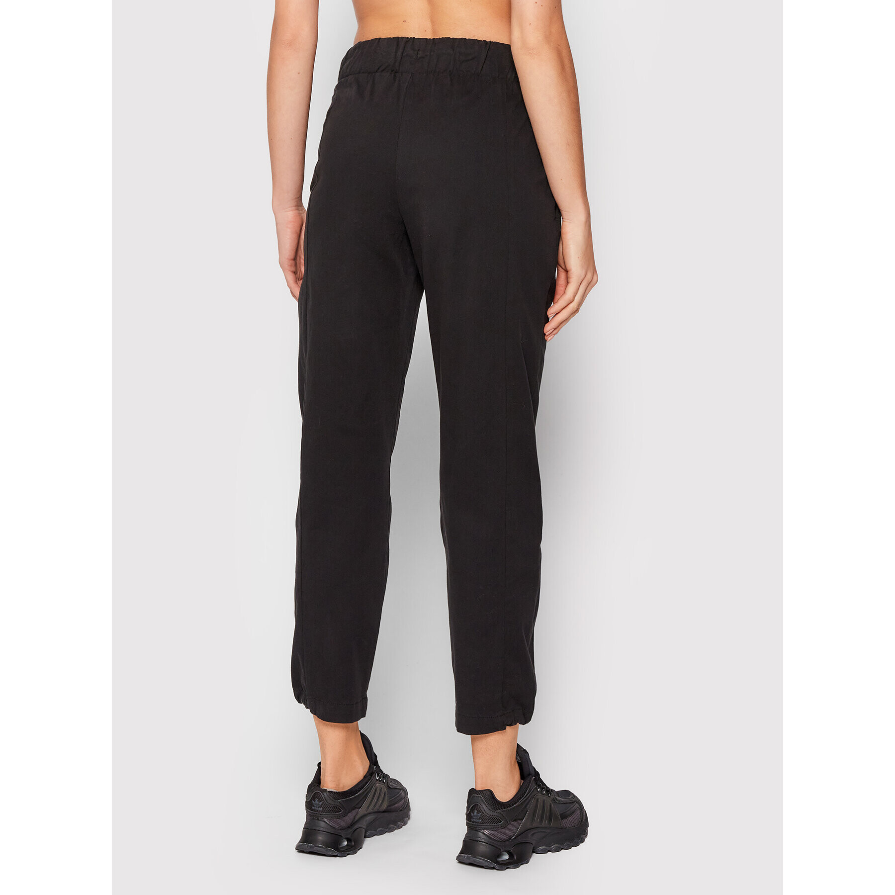 Outhorn Текстилни панталони SPDC601 Черен Regular Fit - Pepit.bg