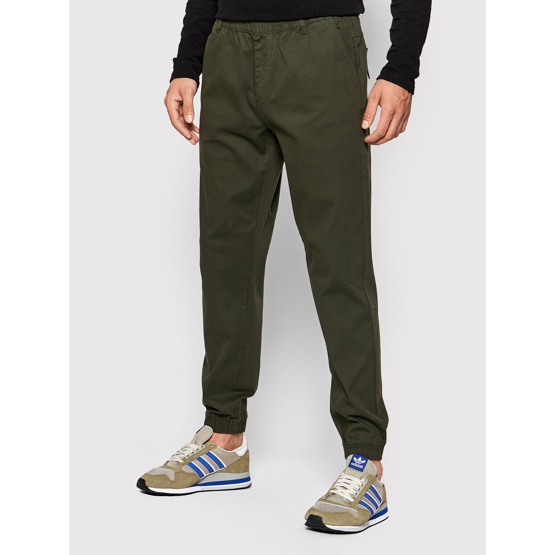 Outhorn Текстилни панталони SPMC602 Зелен Regular Fit - Pepit.bg