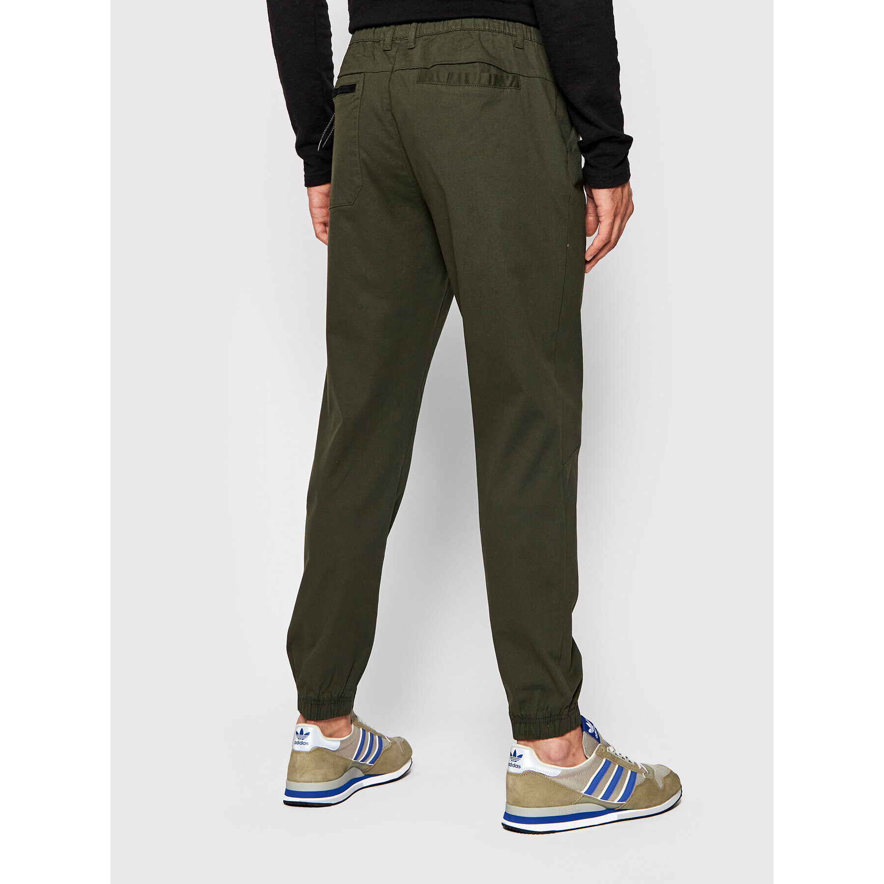 Outhorn Текстилни панталони SPMC602 Зелен Regular Fit - Pepit.bg