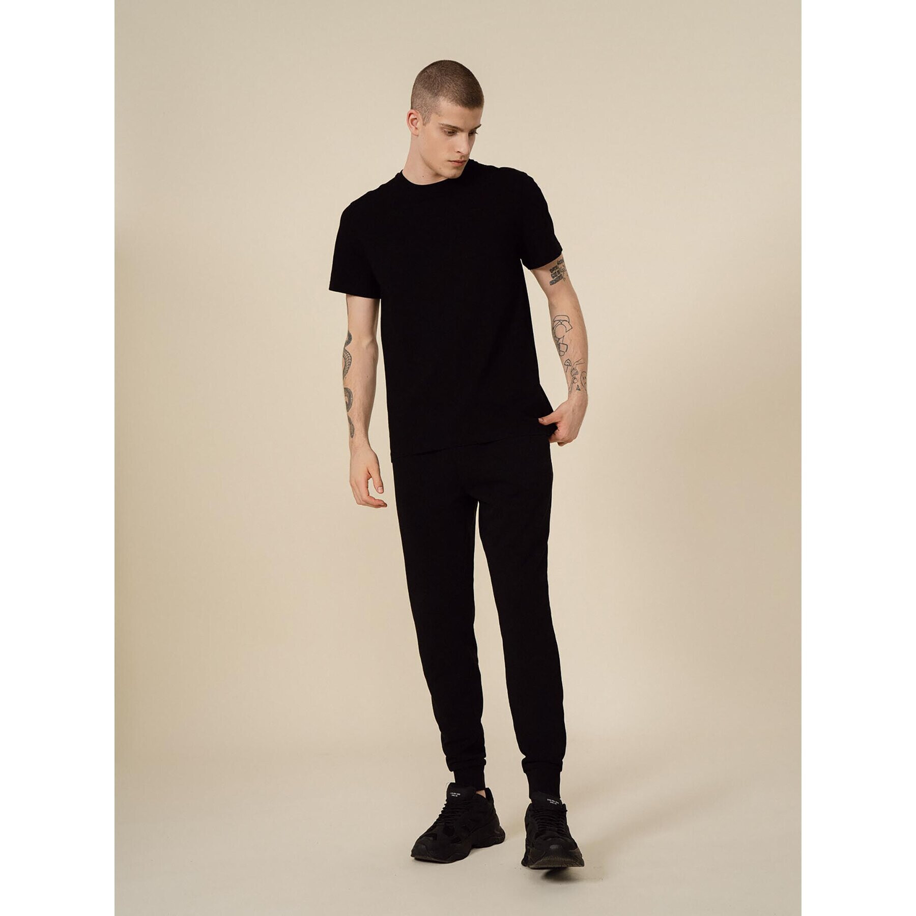 Outhorn Тишърт OTHSS23TTSHM447 Черен Regular Fit - Pepit.bg