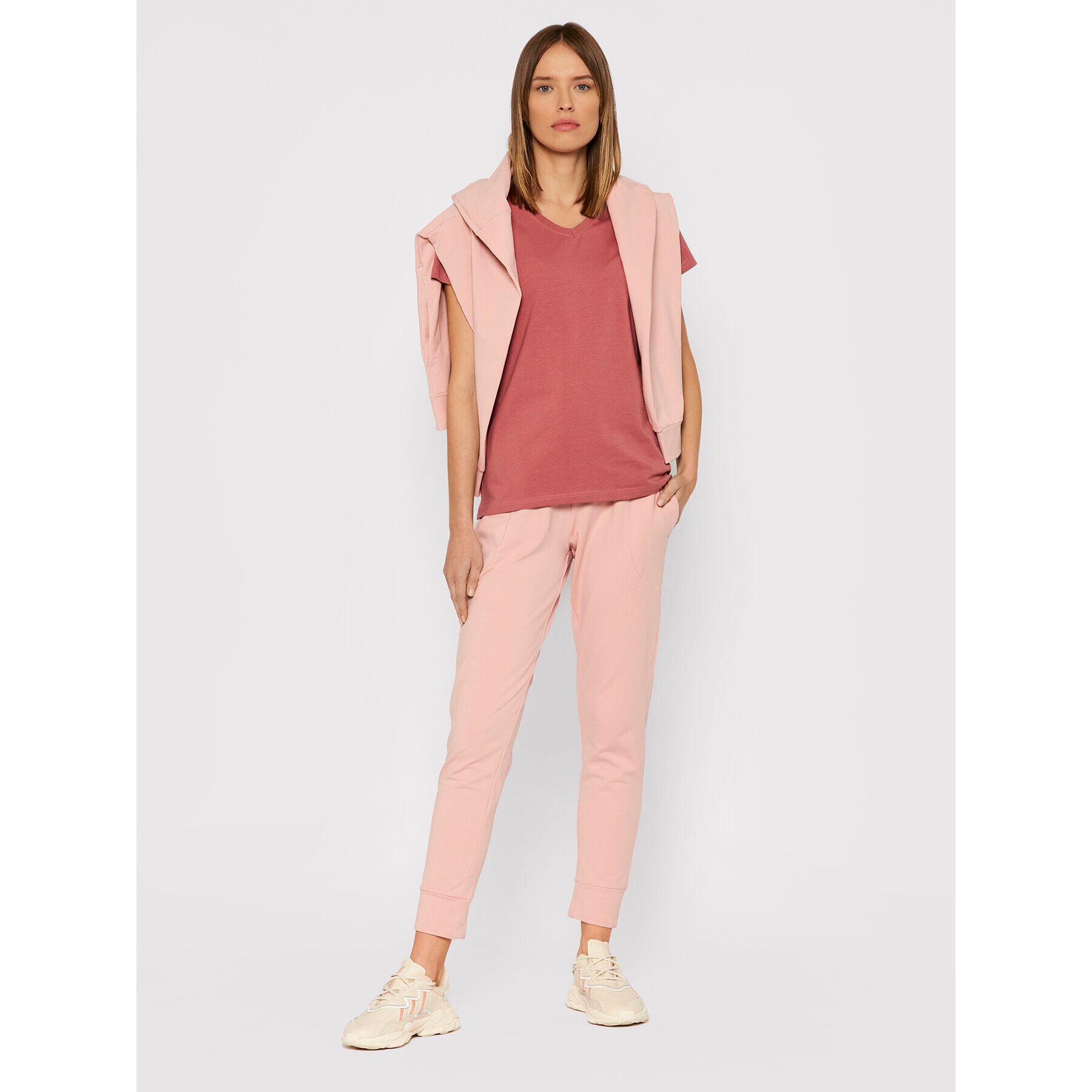 Outhorn Тишърт TSD604 Кафяв Slim Fit - Pepit.bg