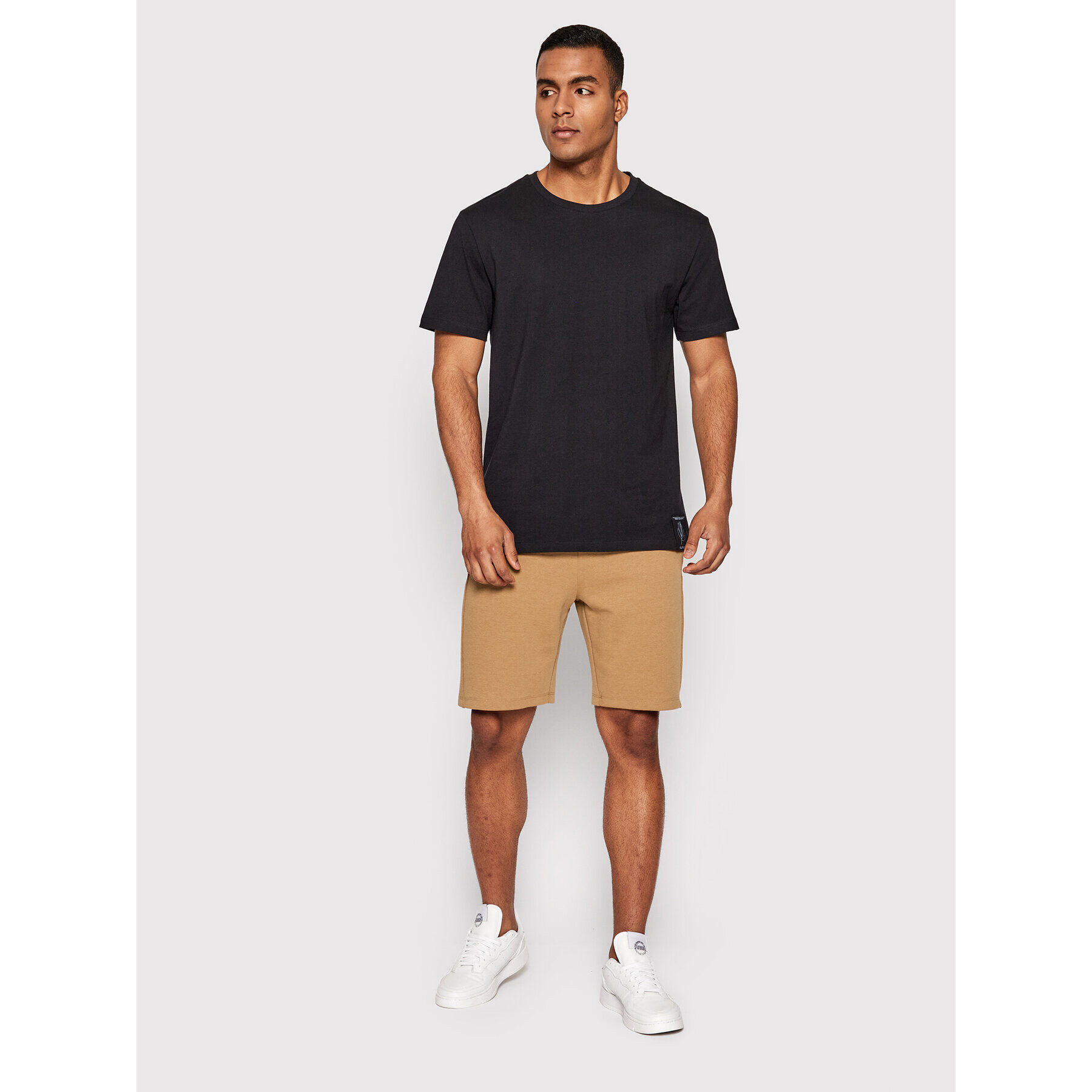 Outhorn Тишърт TSM615 Черен Regular Fit - Pepit.bg