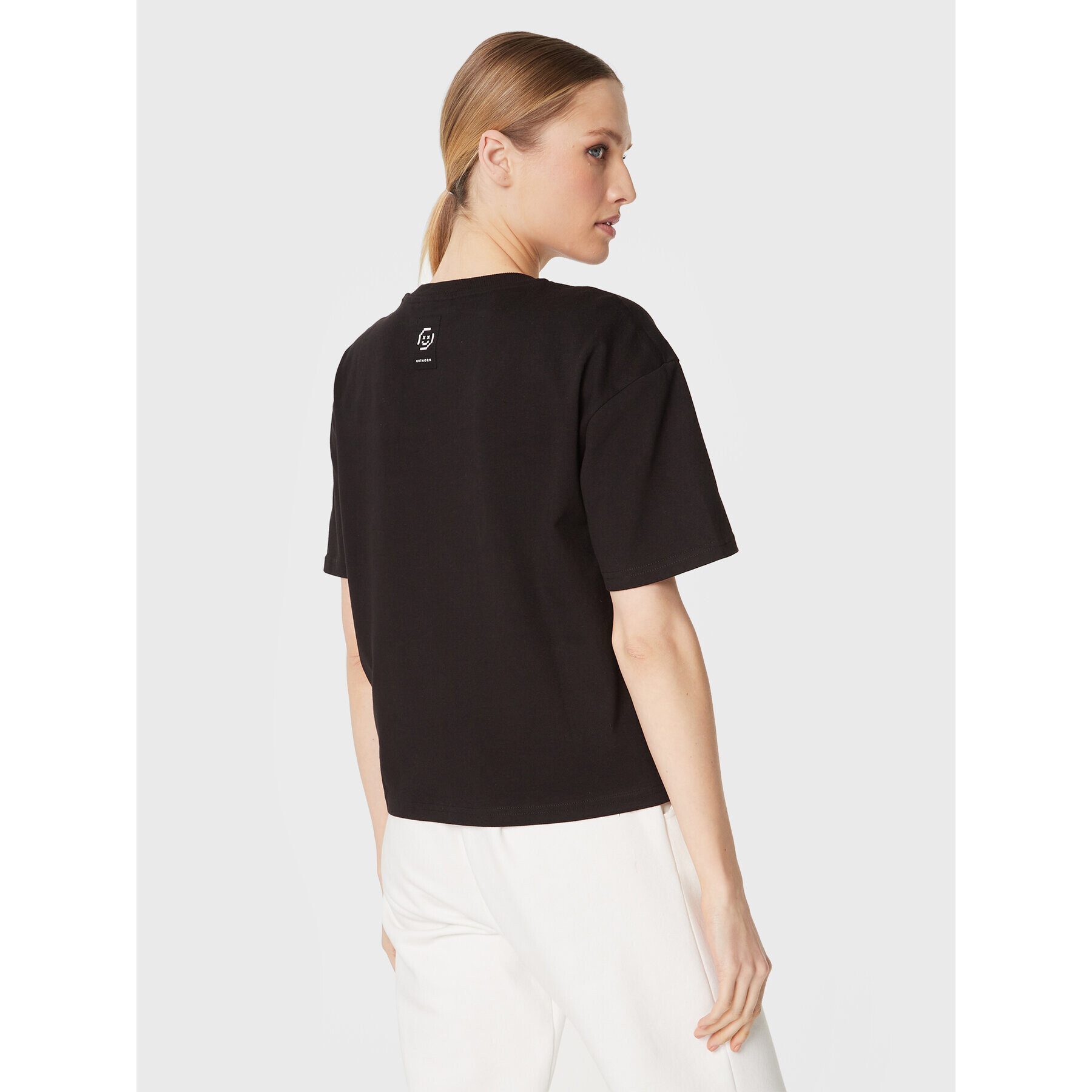 Outhorn Тишърт TTSHF052 Черен Relaxed Fit - Pepit.bg