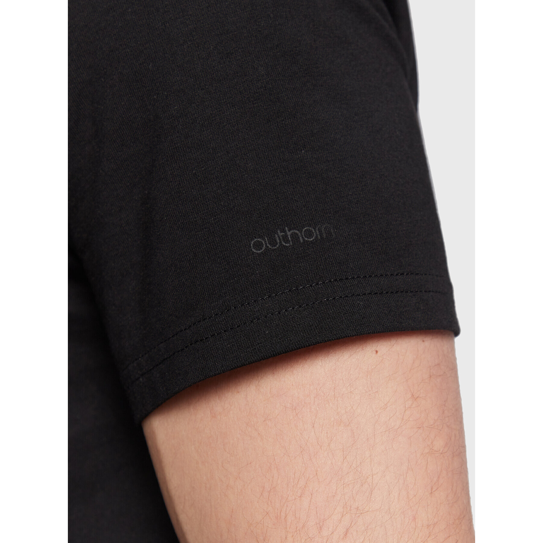 Outhorn Тишърт TTSHM058 Черен Regular Fit - Pepit.bg