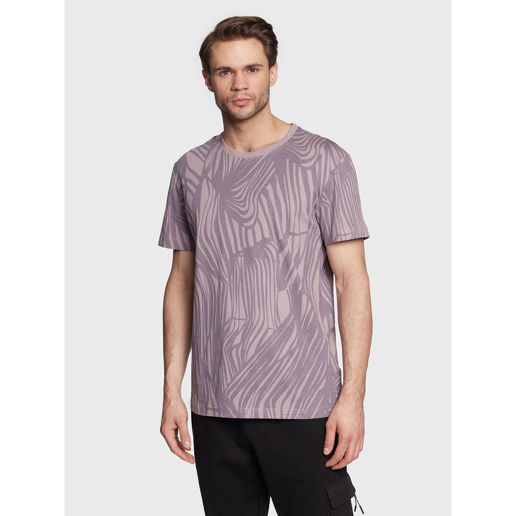 Outhorn Тишърт TTSHM100 Виолетов Regular Fit - Pepit.bg