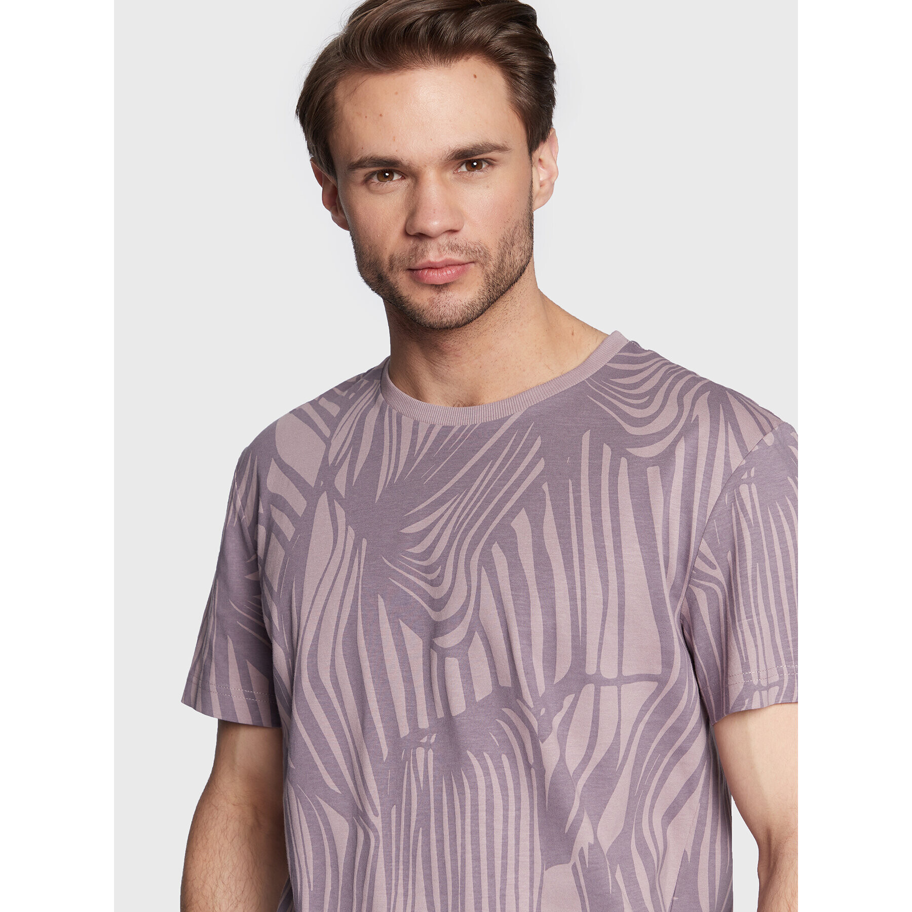 Outhorn Тишърт TTSHM100 Виолетов Regular Fit - Pepit.bg