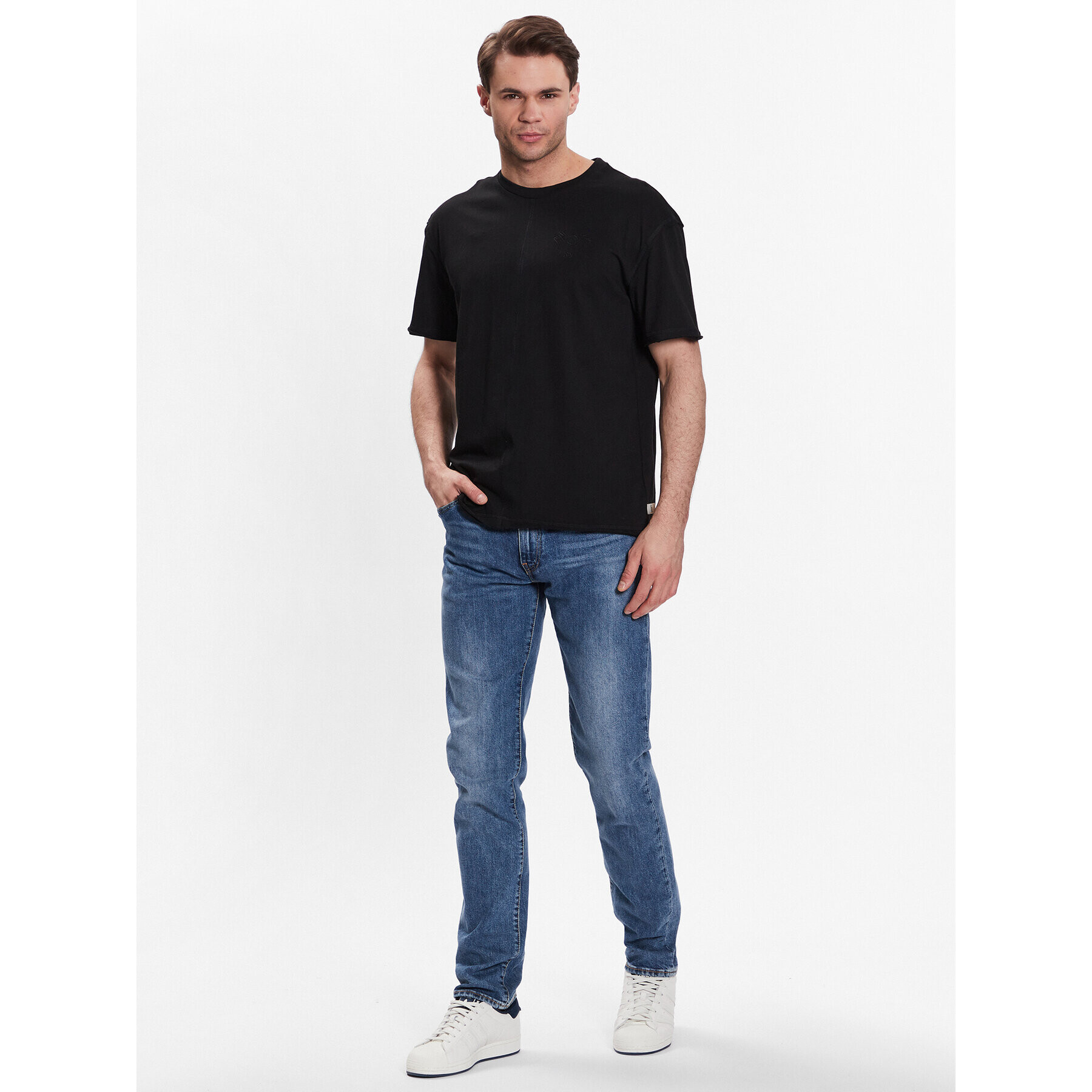 Outhorn Тишърт TTSHM456 Черен Regular Fit - Pepit.bg