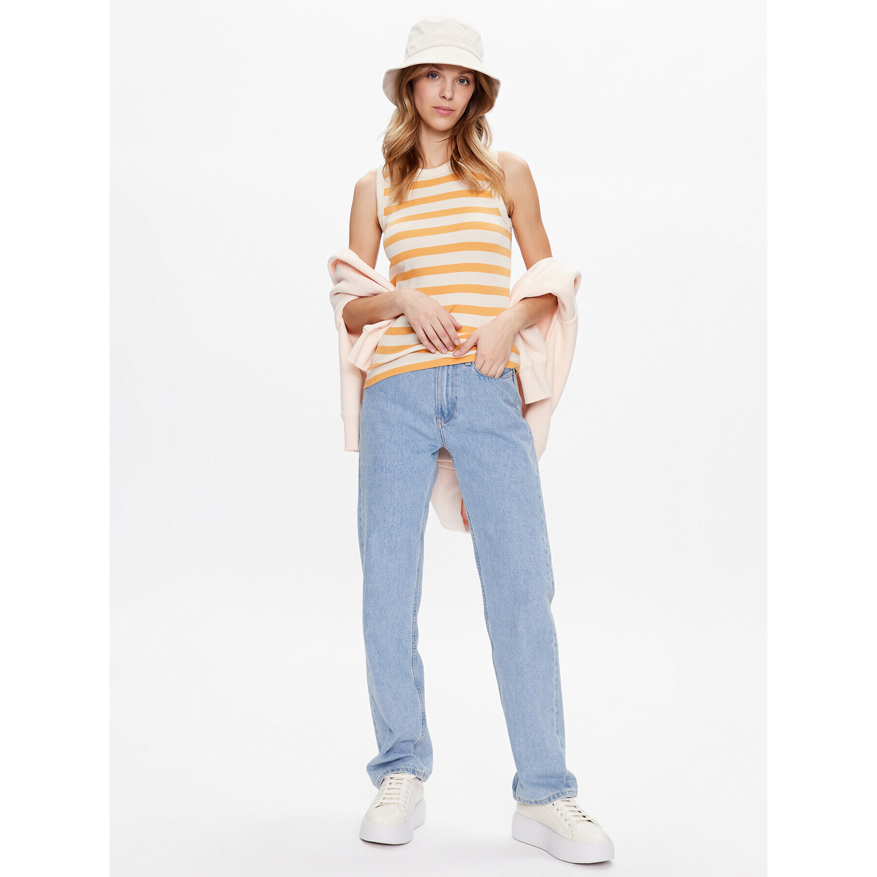Outhorn топ TSLEF007 Оранжев Regular Fit - Pepit.bg