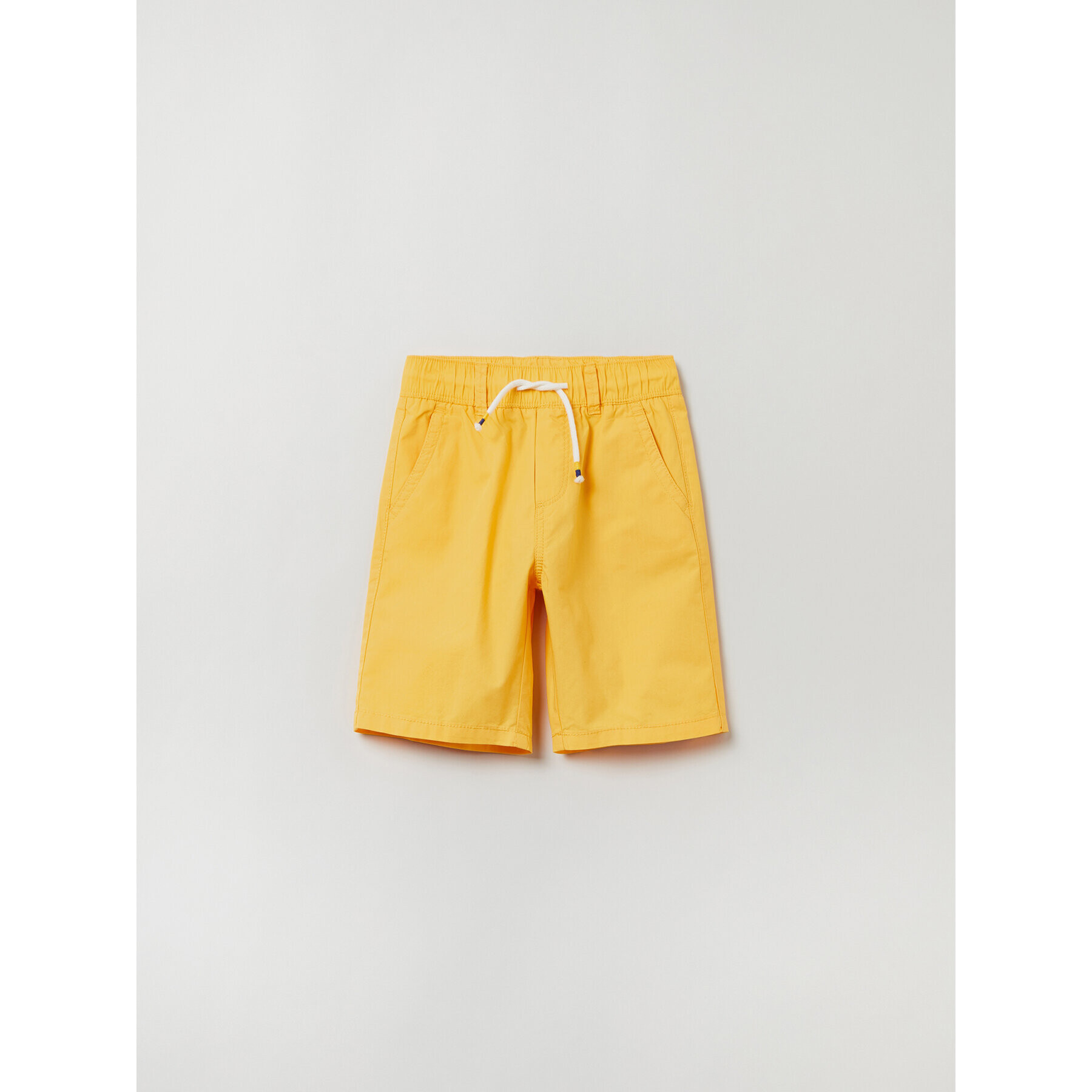OVS Шорти от плат 1758006 Жълт Regular Fit - Pepit.bg