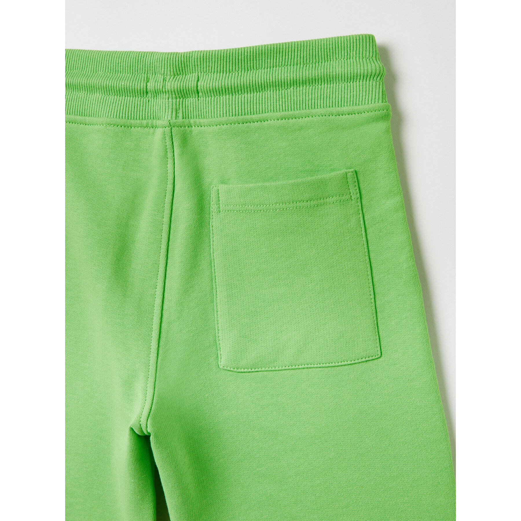 OVS Шорти от плат 1762854 Зелен Regular Fit - Pepit.bg
