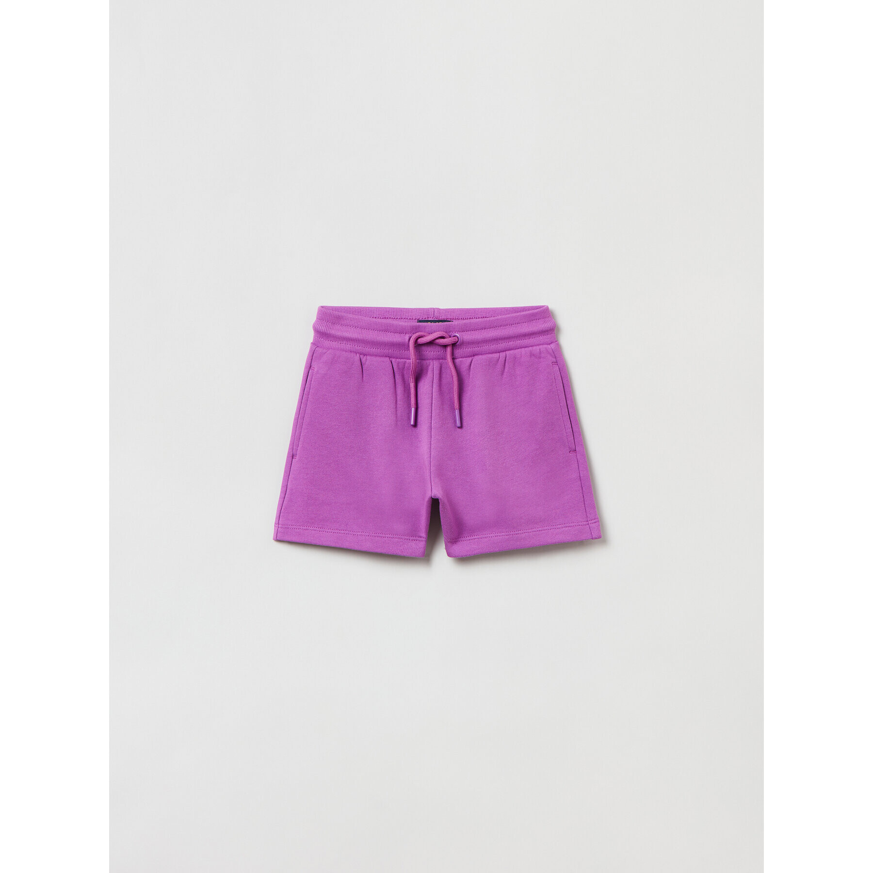 OVS Шорти от плат 1764251 Виолетов Regular Fit - Pepit.bg