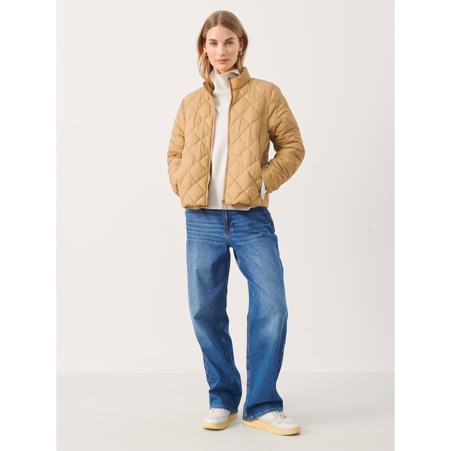 Part Two Преходно яке Olia 30307752 Бежов Regular Fit - Pepit.bg