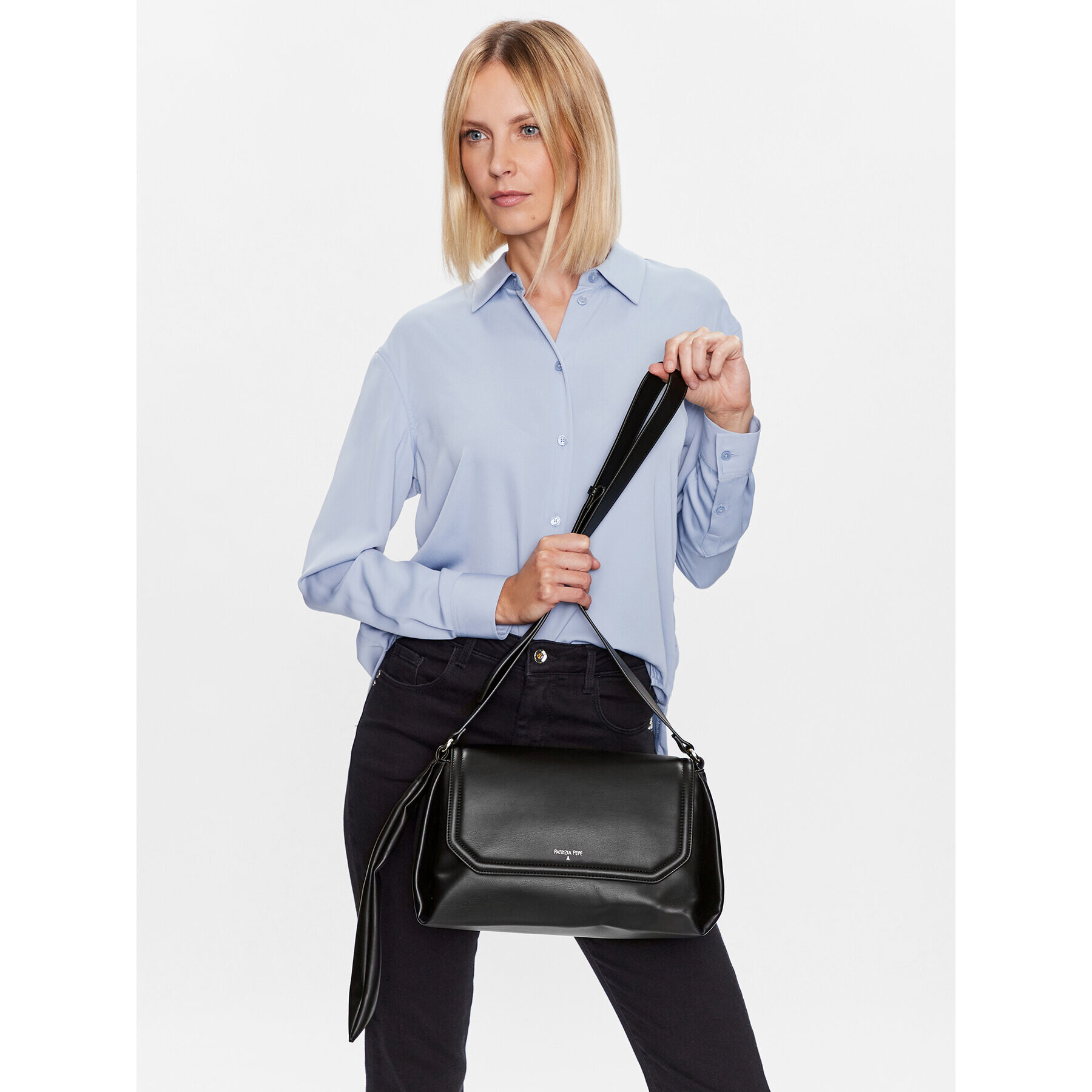 Patrizia Pepe Дамска чанта 8B0118/E005-K103 Черен - Pepit.bg
