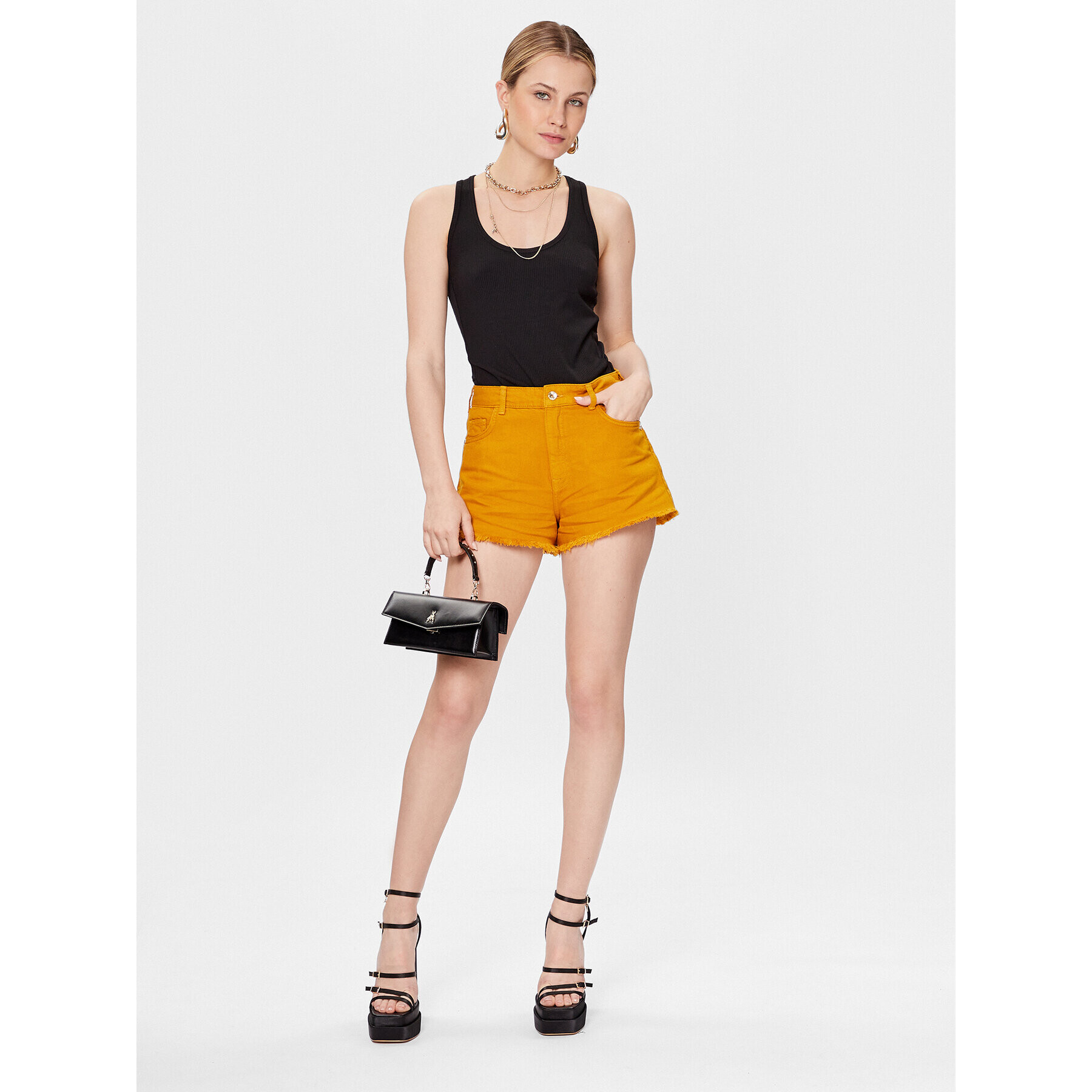 Patrizia Pepe Дънкови шорти 2P1538/D045-B759 Кафяв Relaxed Fit - Pepit.bg