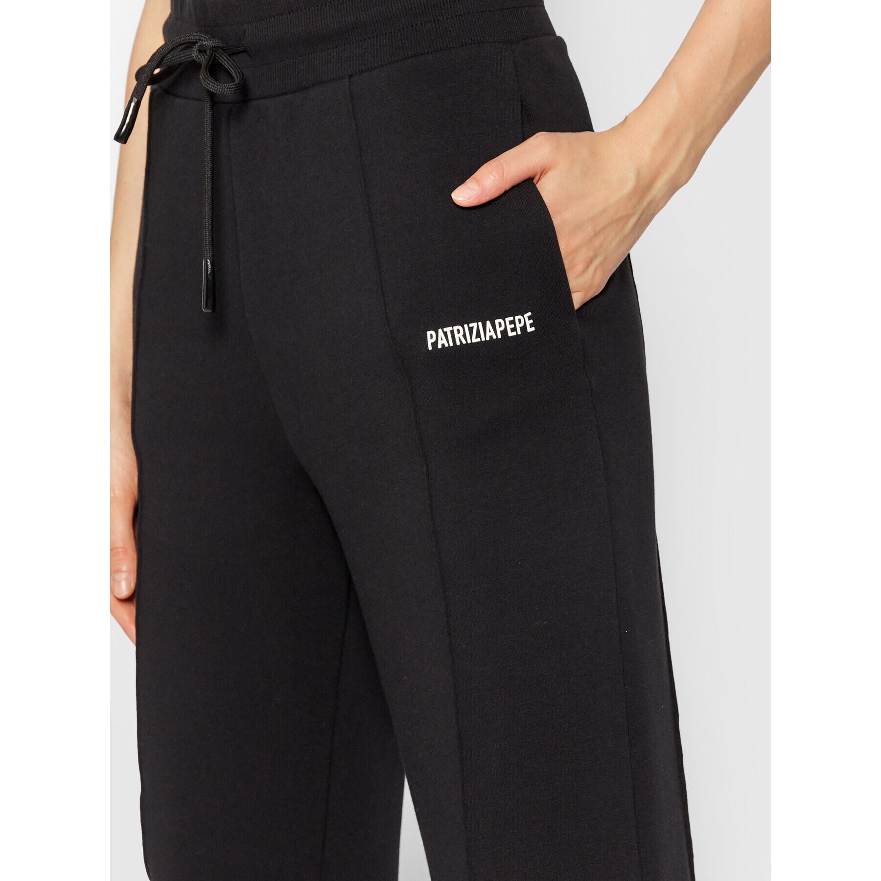 Patrizia Pepe Долнище анцуг 2P1349/A9R5-K103 Черен Regular Fit - Pepit.bg