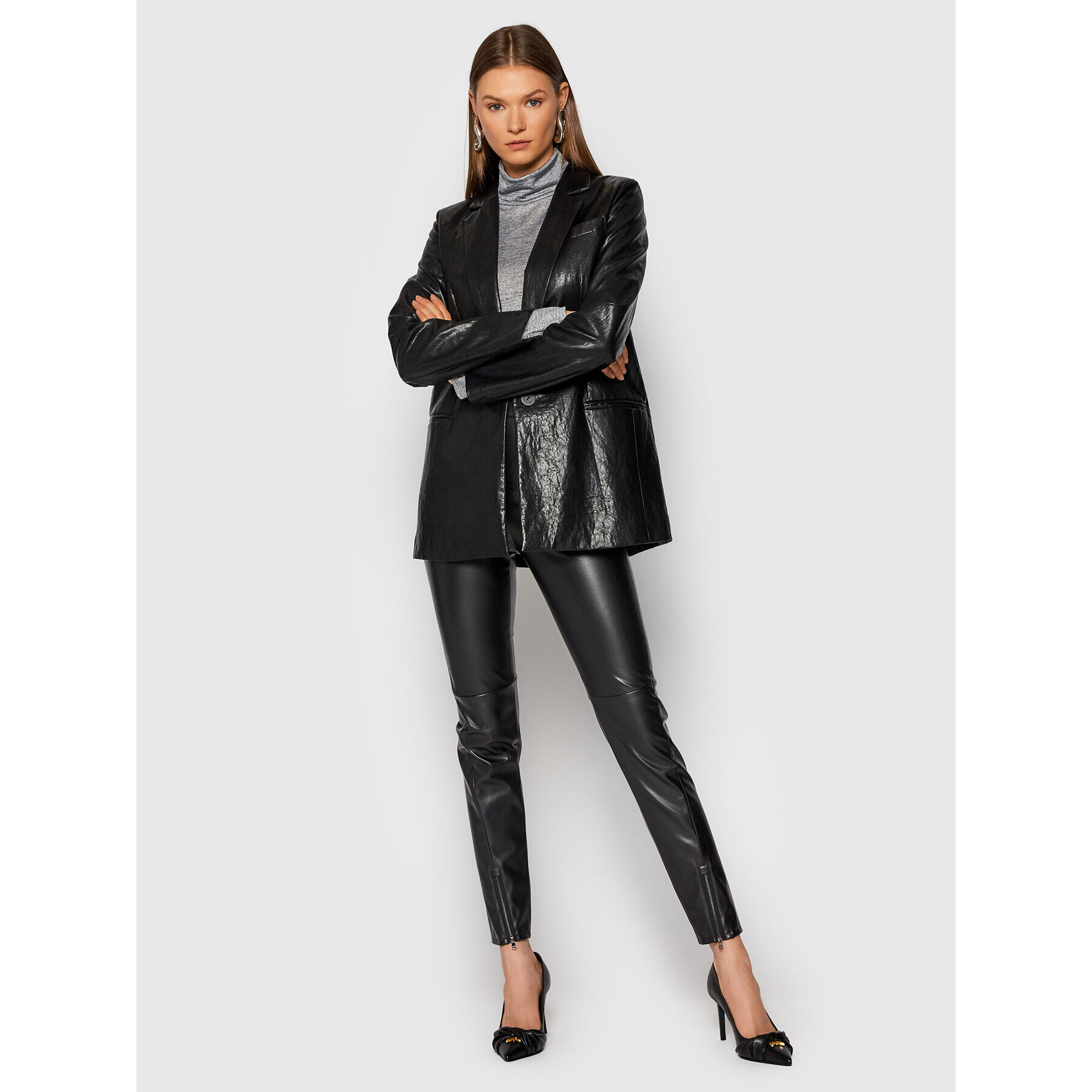 Patrizia Pepe Панталони от имитация на кожа 2L0917/A1DZ-K103 Черен Slim Fit - Pepit.bg