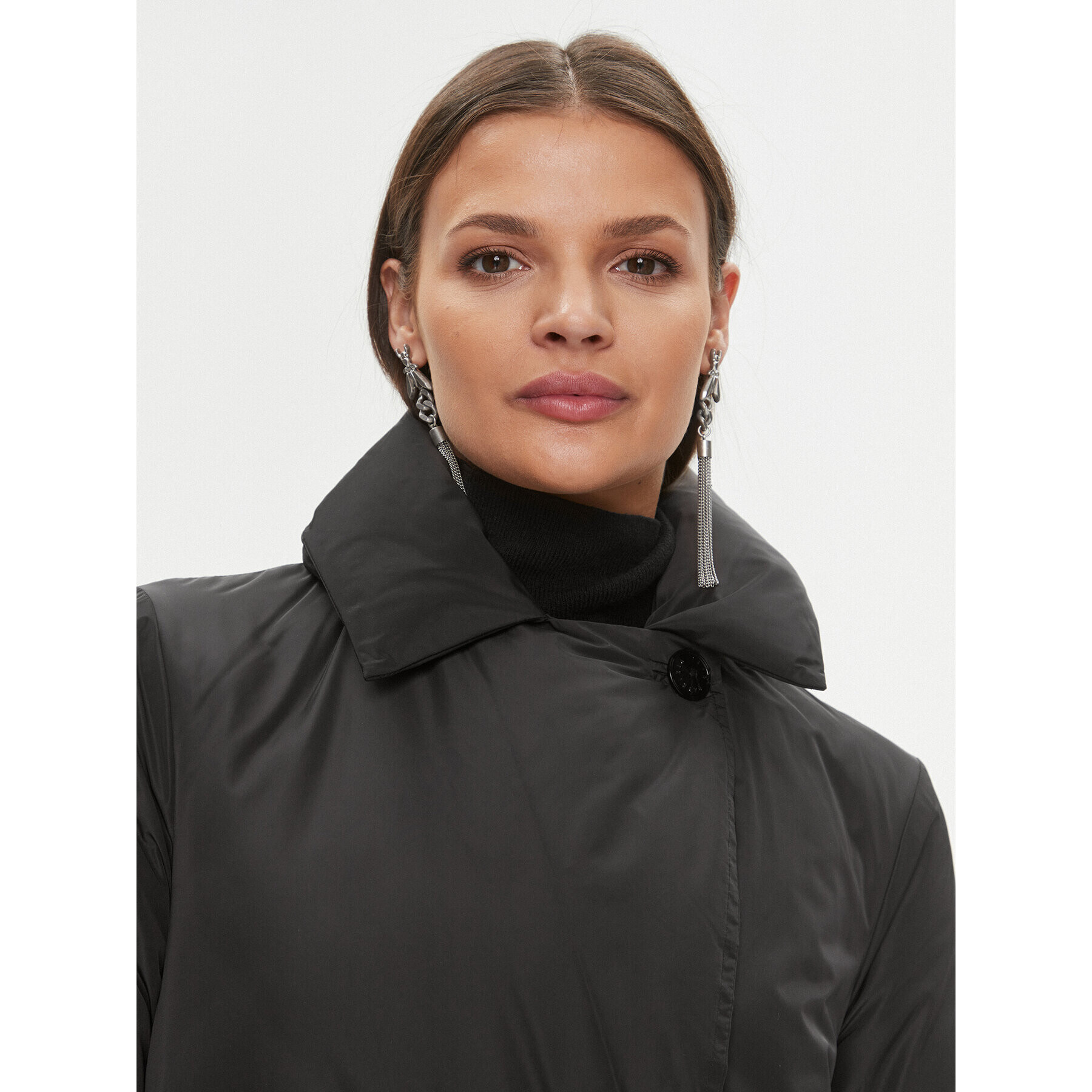 Patrizia Pepe Зимно яке 2O0124/A358-K103 Черен Regular Fit - Pepit.bg