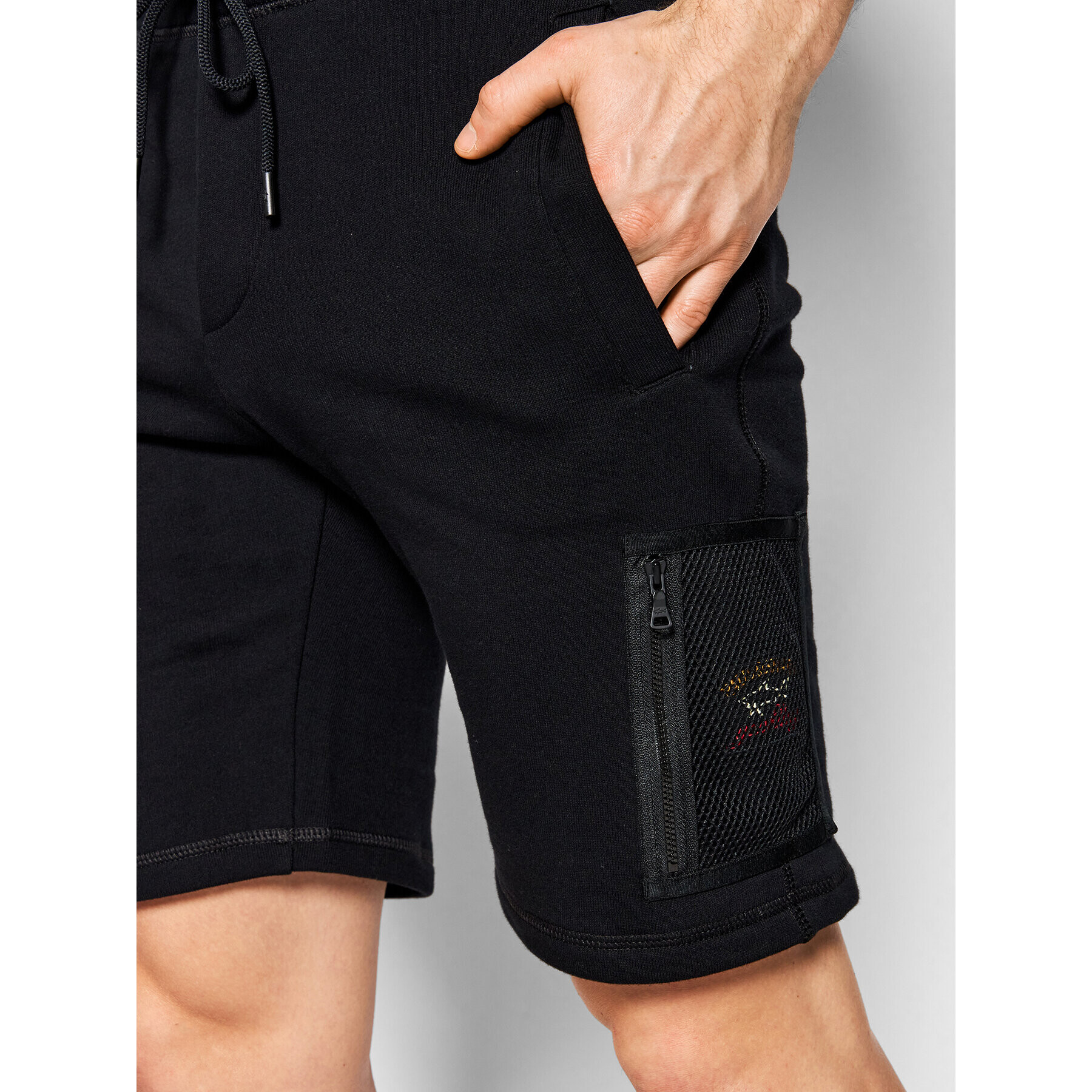 Paul&Shark Спортни шорти 22411917 Черен Regular Fit - Pepit.bg