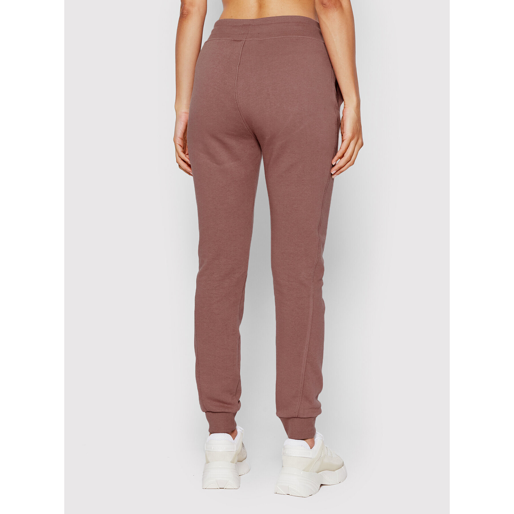 Peak Performance Долнище анцуг Ground G77314060 Кафяв Regular Fit - Pepit.bg