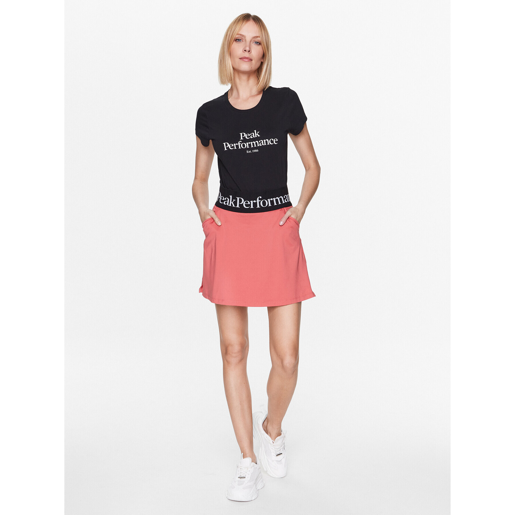 Peak Performance Мини пола Turf G77191130 Розов Regular Fit - Pepit.bg