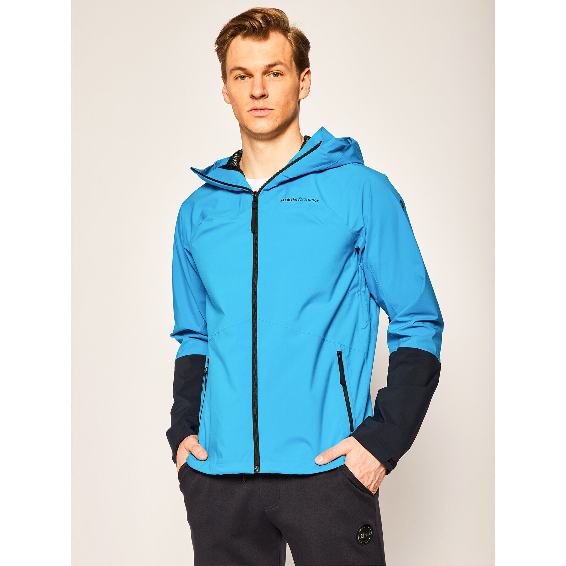 Peak Performance Outdoor яке M NightbrJ G67676001 Син Regular Fit - Pepit.bg