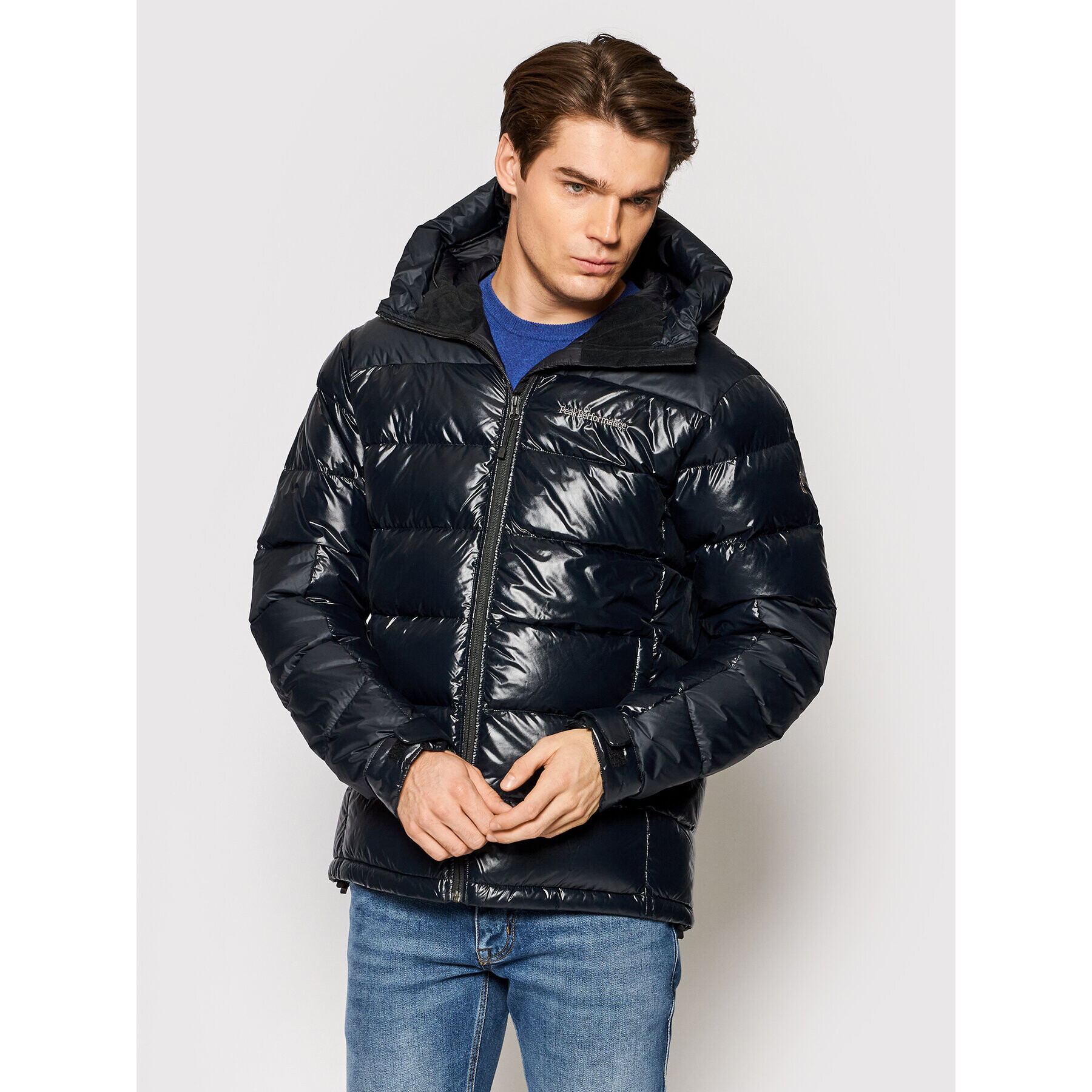 Peak Performance Пухено яке Frost Glacier G76234040 Черен Regular Fit - Pepit.bg