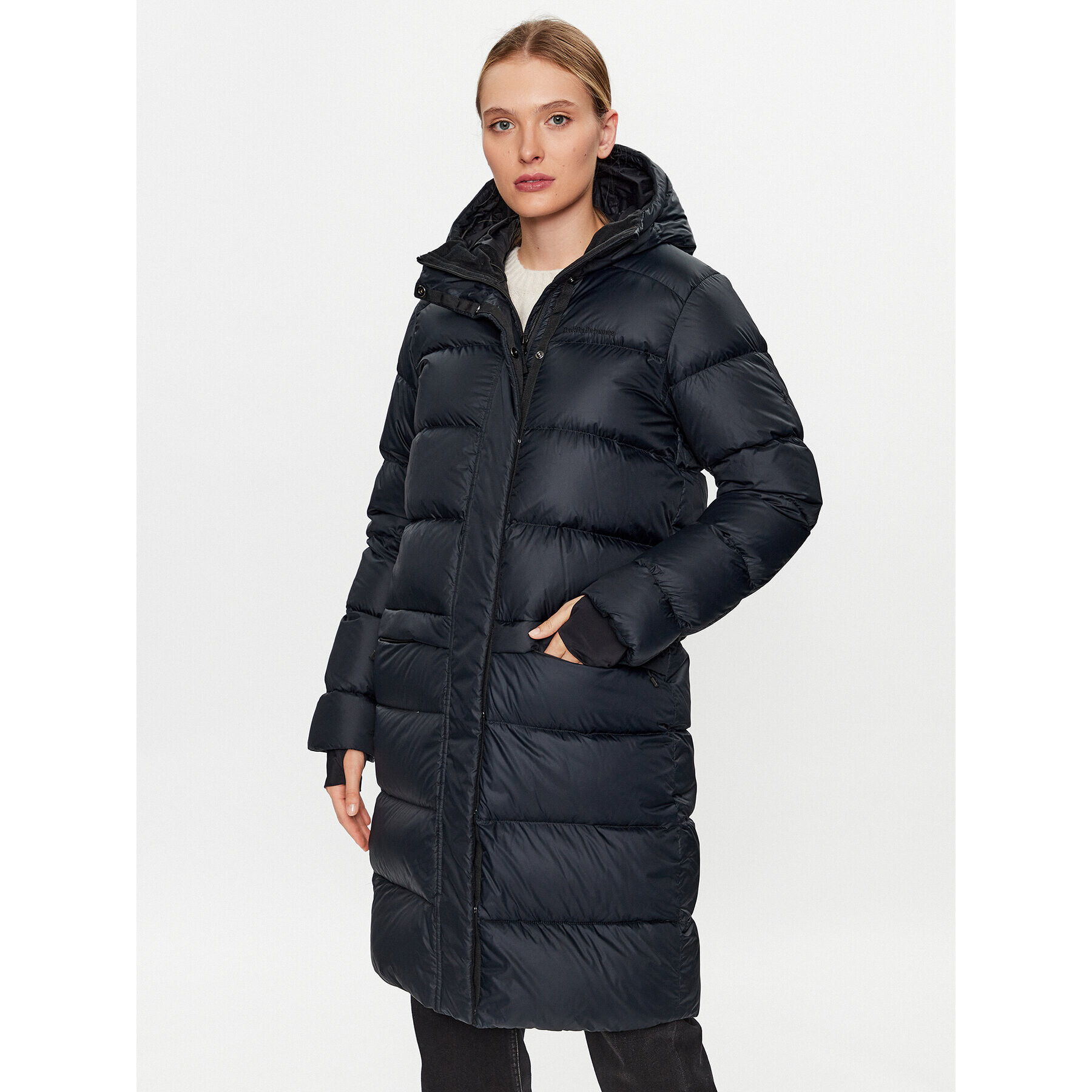 Peak Performance Пухено яке Frost G77890020 Черен Regular Fit - Pepit.bg