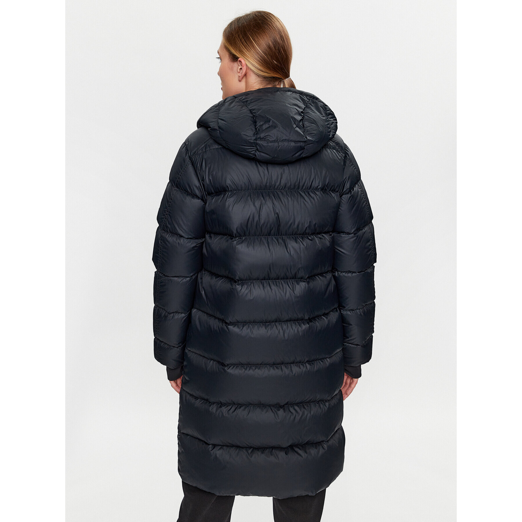 Peak Performance Пухено яке Frost G77890020 Черен Regular Fit - Pepit.bg