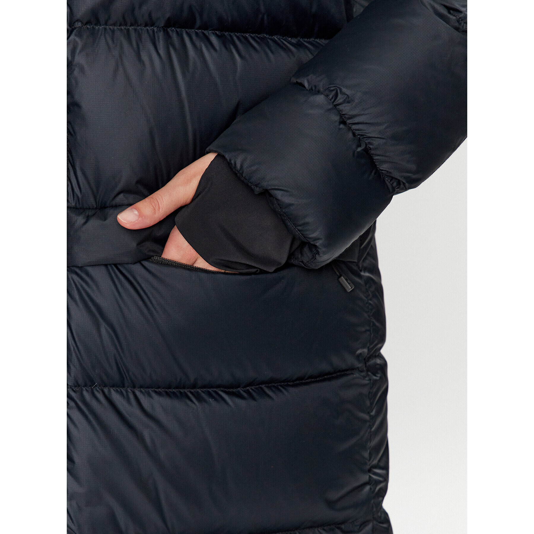 Peak Performance Пухено яке Frost G77890020 Черен Regular Fit - Pepit.bg