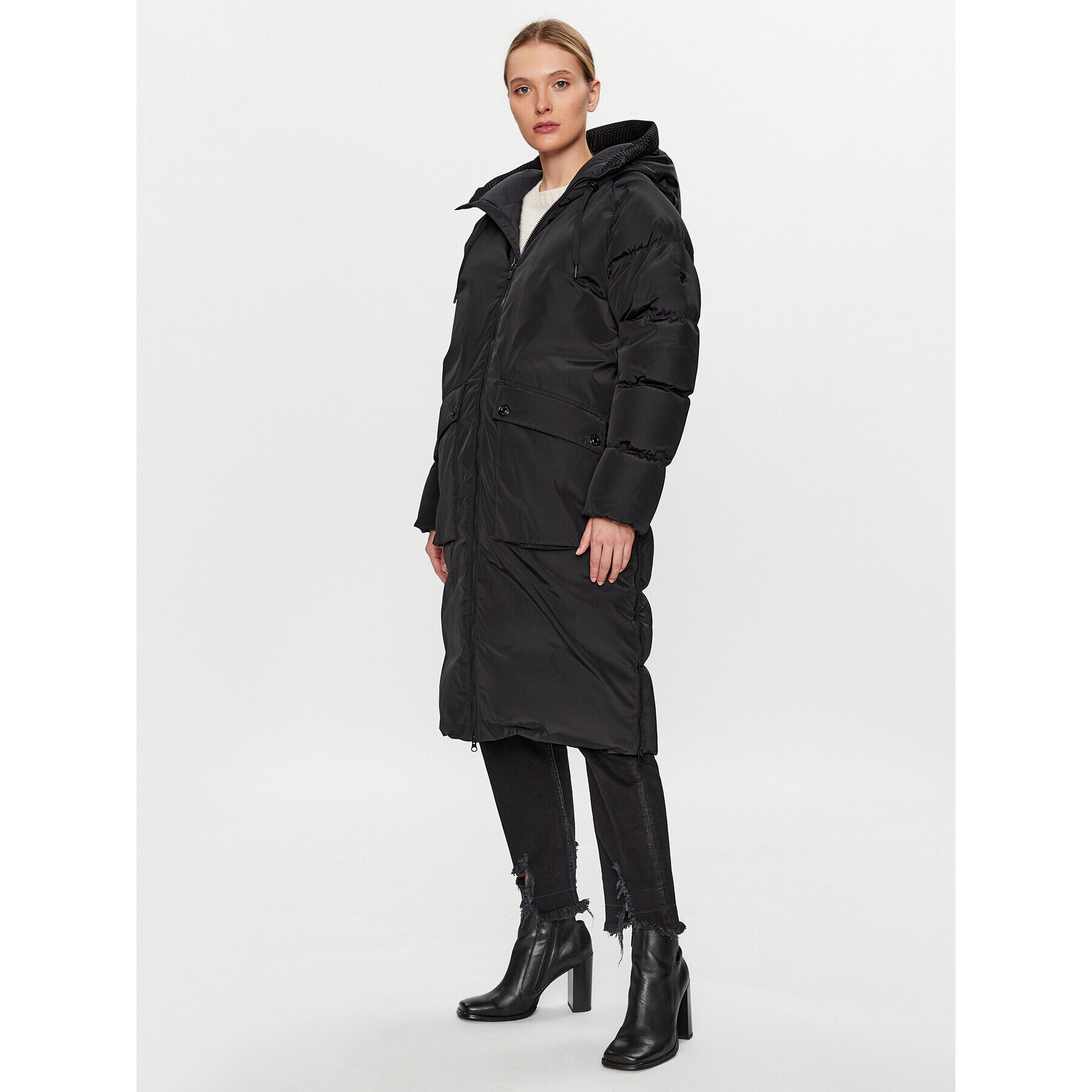 Peak Performance Пухено яке Stella G77950010 Черен Regular Fit - Pepit.bg