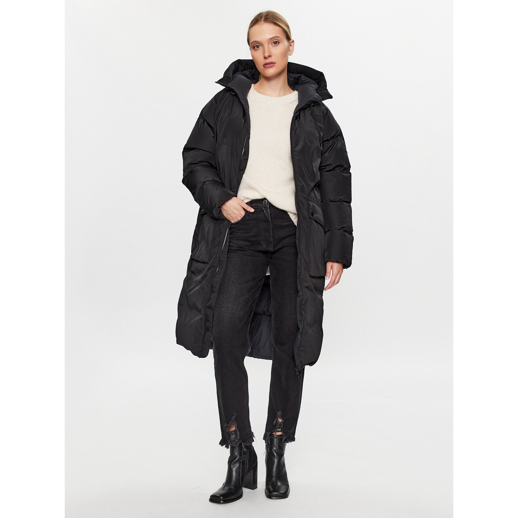 Peak Performance Пухено яке Stella G77950010 Черен Regular Fit - Pepit.bg