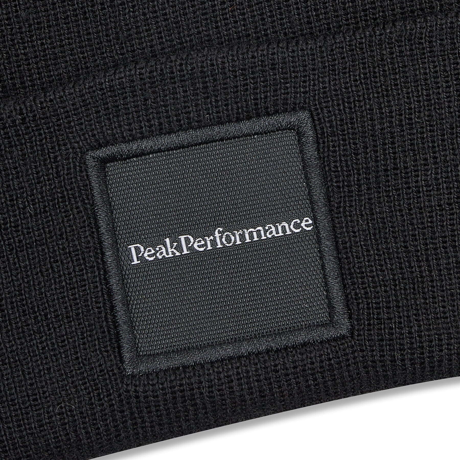 Peak Performance Шапка Switch G77781080 Черен - Pepit.bg