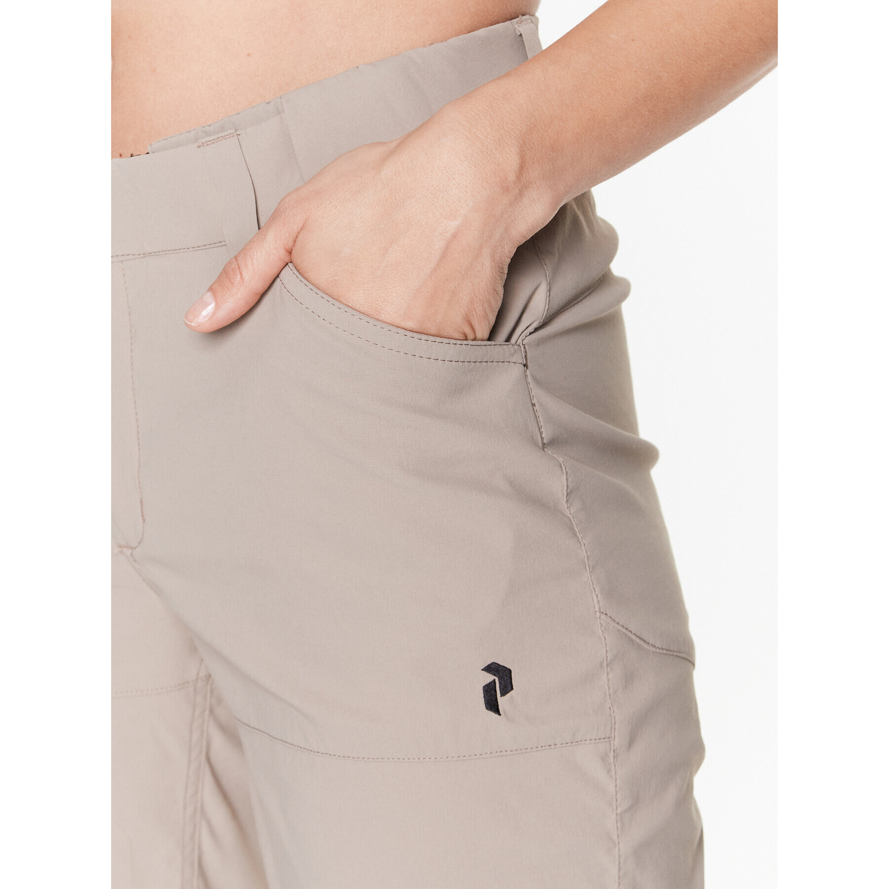 Peak Performance Спортни шорти Iconiq G79123030 Бежов Regular Fit - Pepit.bg