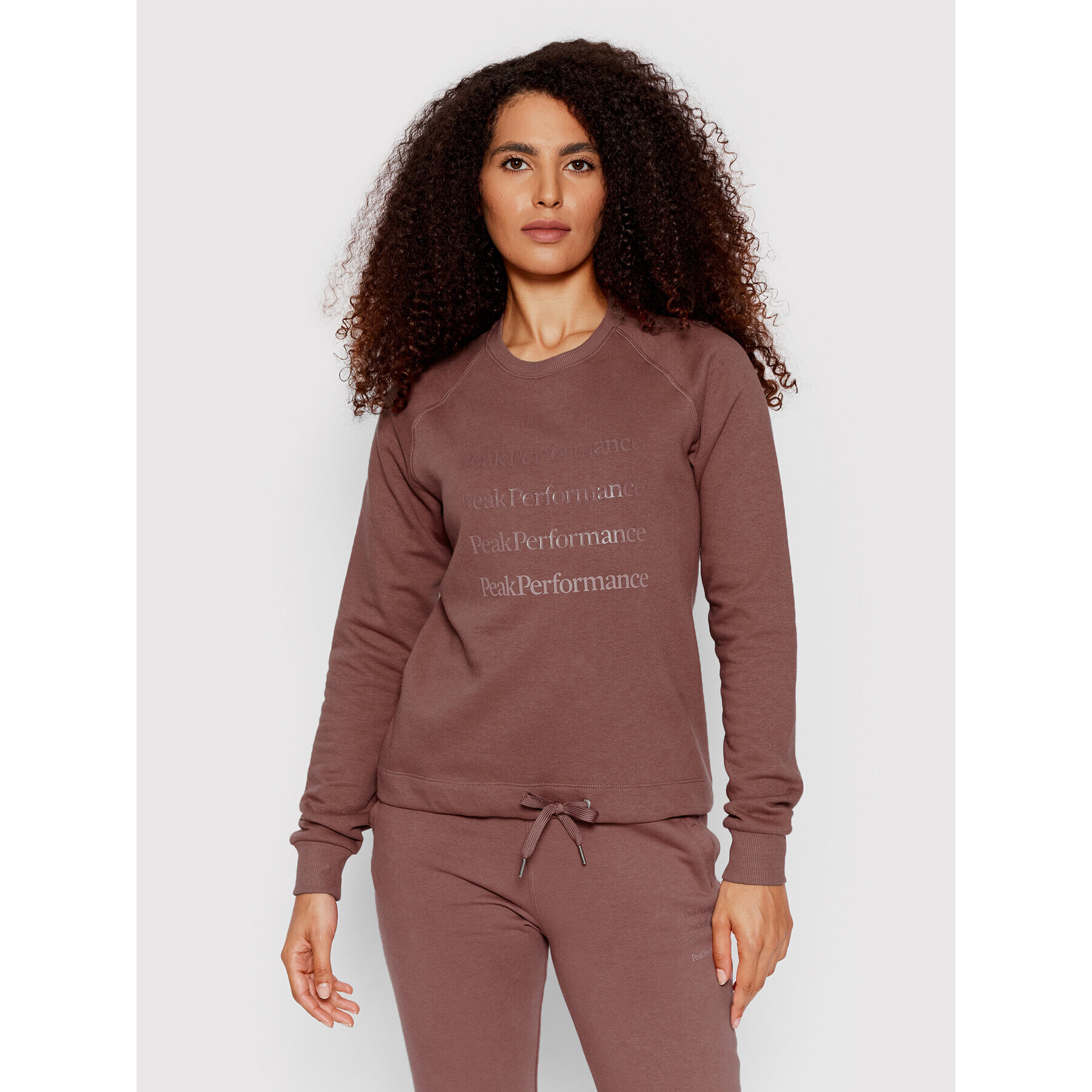 Peak Performance Суитшърт Ground Crew G77288090 Кафяв Regular Fit - Pepit.bg