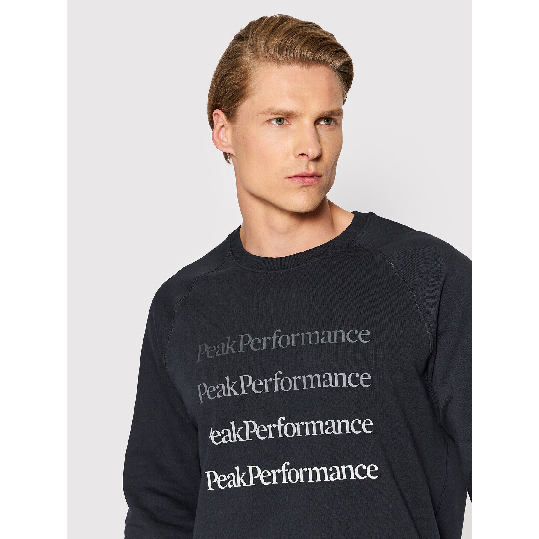 Peak Performance Суитшърт Ground G77287050 Черен Regular Fit - Pepit.bg