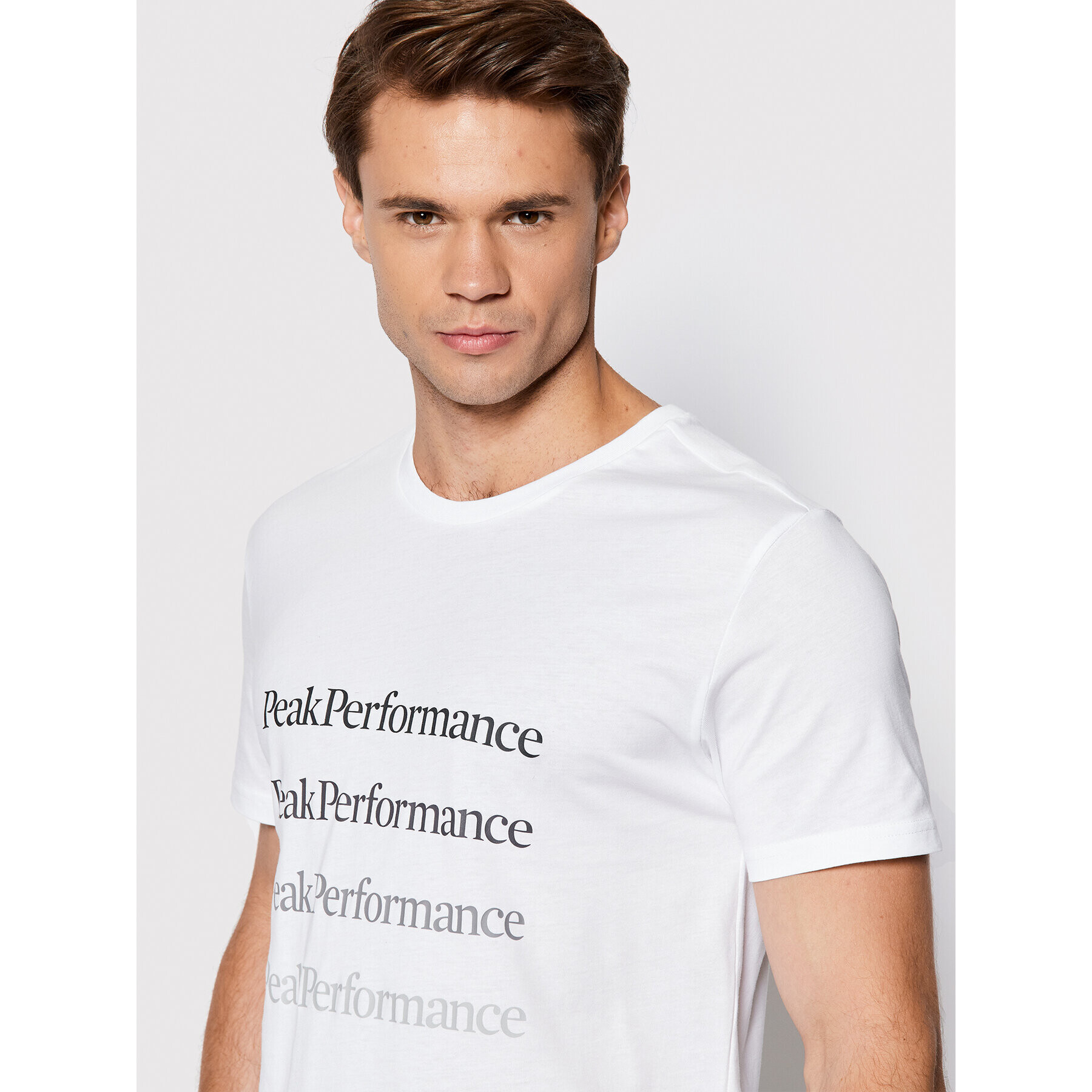 Peak Performance Тишърт Ground G77284010 Бял Regular Fit - Pepit.bg