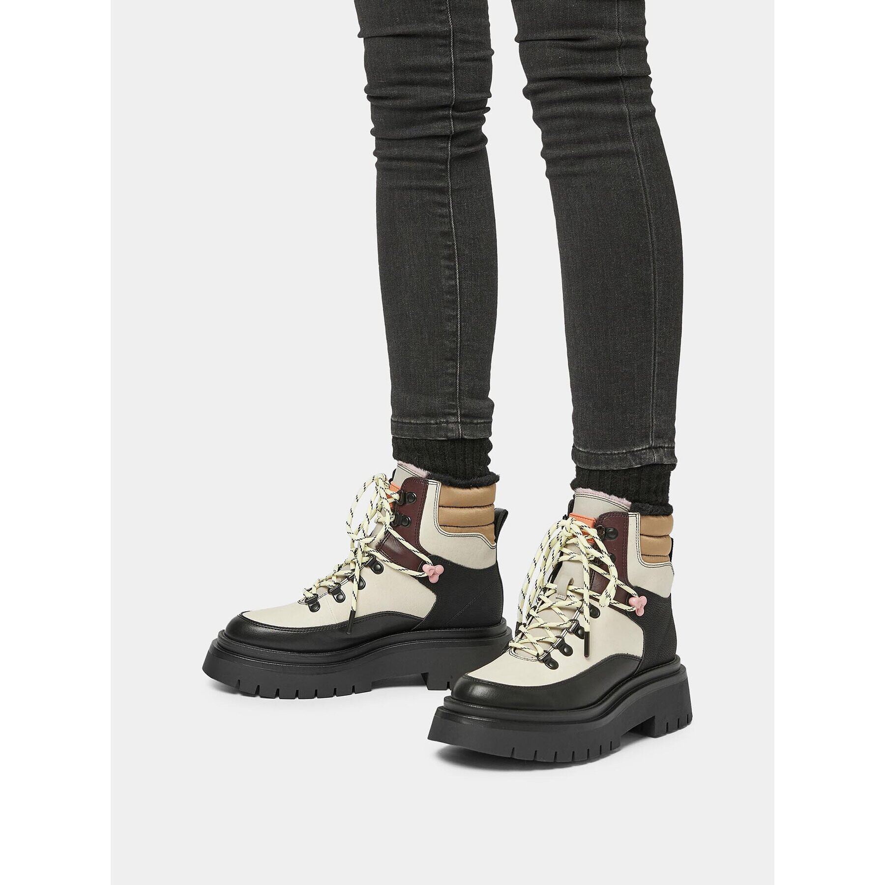 Pepe Jeans Боти PLS50499 Бежов - Pepit.bg