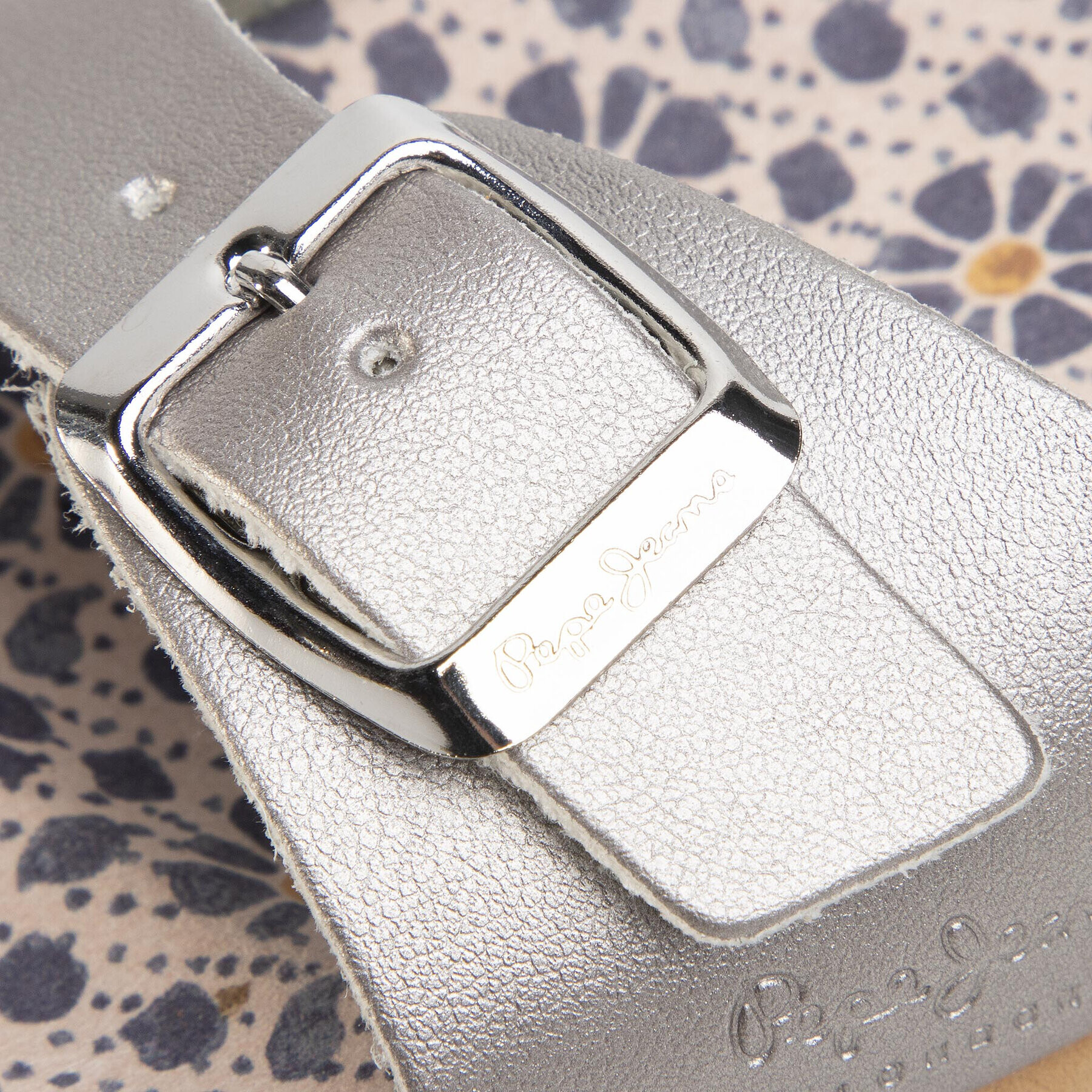 Pepe Jeans Чехли Bio Print PGS90151 Сребрист - Pepit.bg
