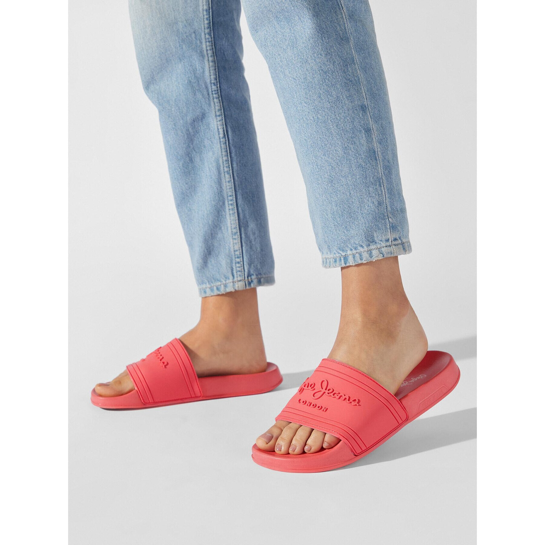 Pepe Jeans Чехли Slider Logo W PLS70125 Коралов - Pepit.bg