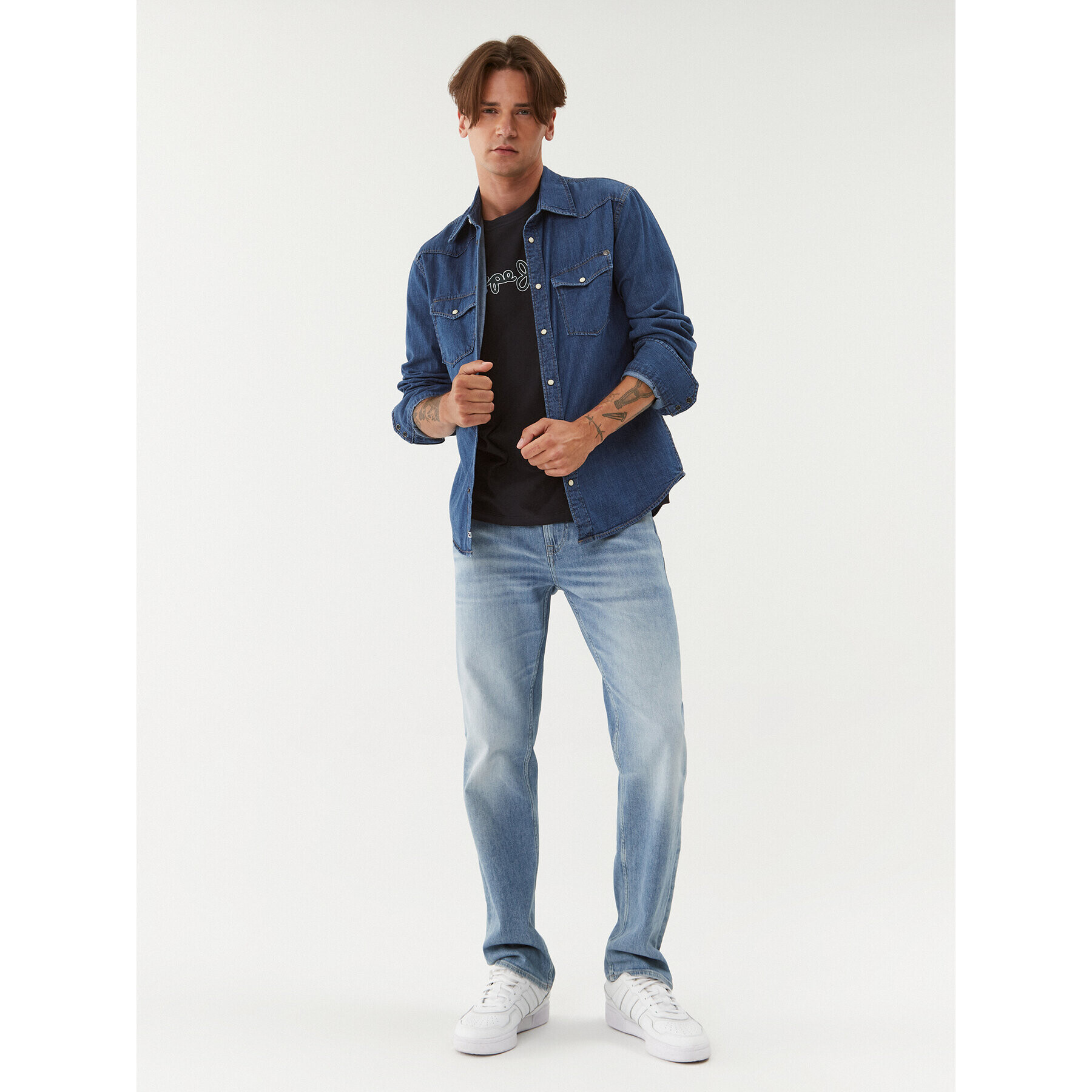 Pepe Jeans дънкова риза Carson PM307489 Син Regular Fit - Pepit.bg