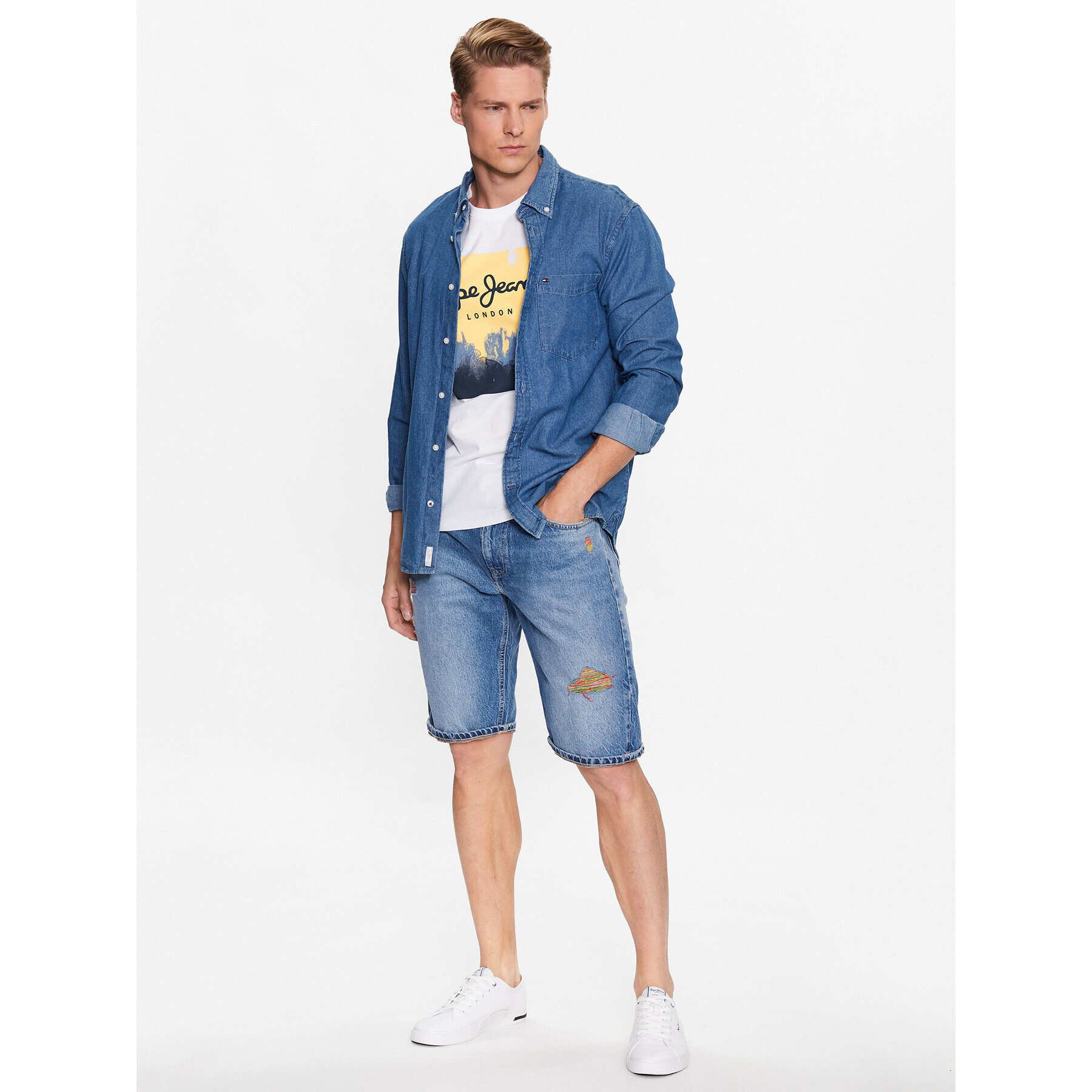 Pepe Jeans Дънкови шорти Callen Short Rainbow PM801021 Син Relaxed Fit - Pepit.bg