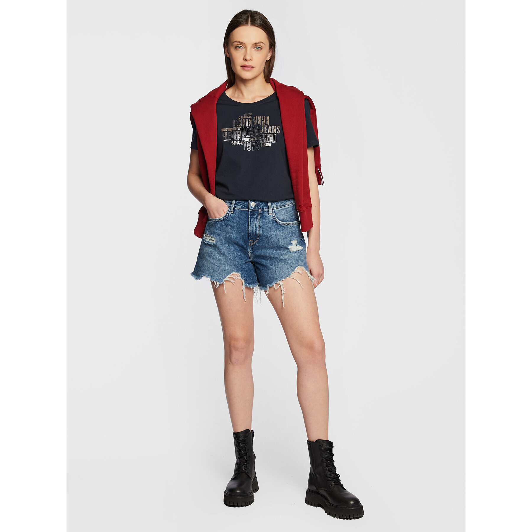 Pepe Jeans Дънкови шорти Marly PL801009 Син Regular Fit - Pepit.bg