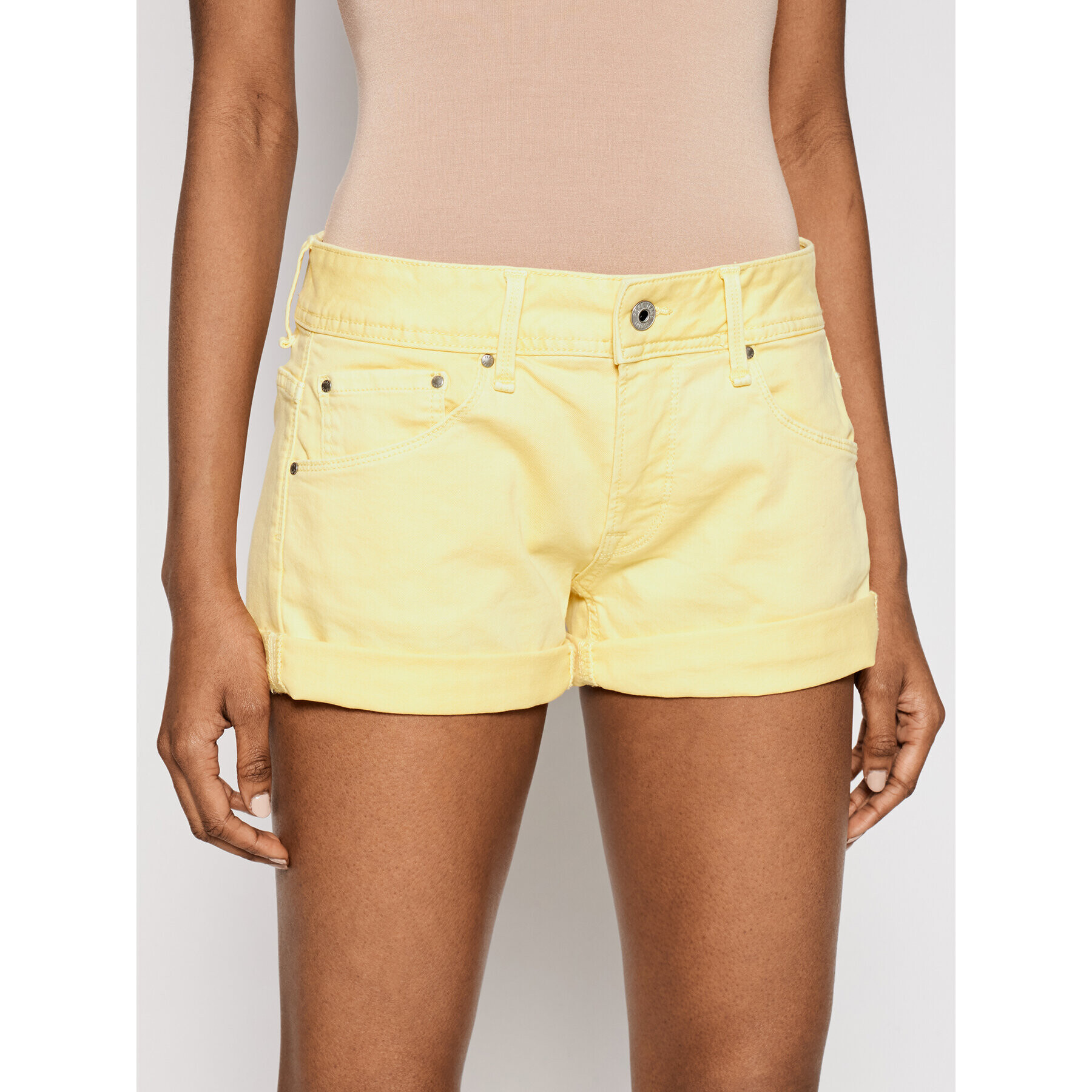 Pepe Jeans Дънкови шорти Siouxie PL800685 Жълт Regular Fit - Pepit.bg