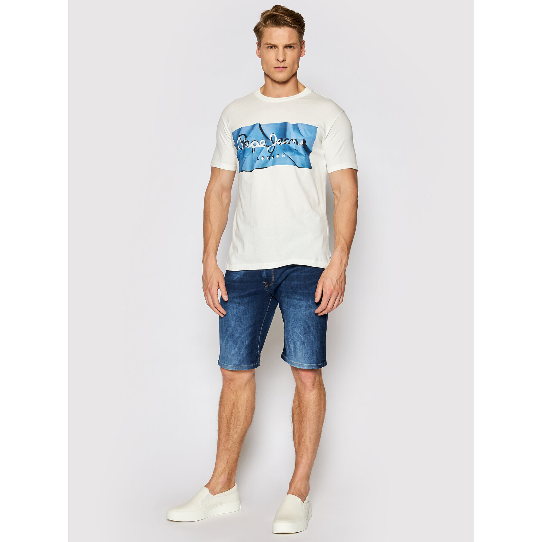 Pepe Jeans Дънкови шорти Stanley PM800854 Тъмносин Taper Fit - Pepit.bg