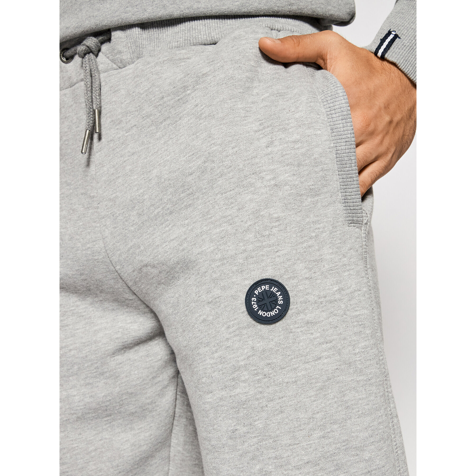 Pepe Jeans Долнище анцуг Aaron PM211429 Сив Regular Fit - Pepit.bg